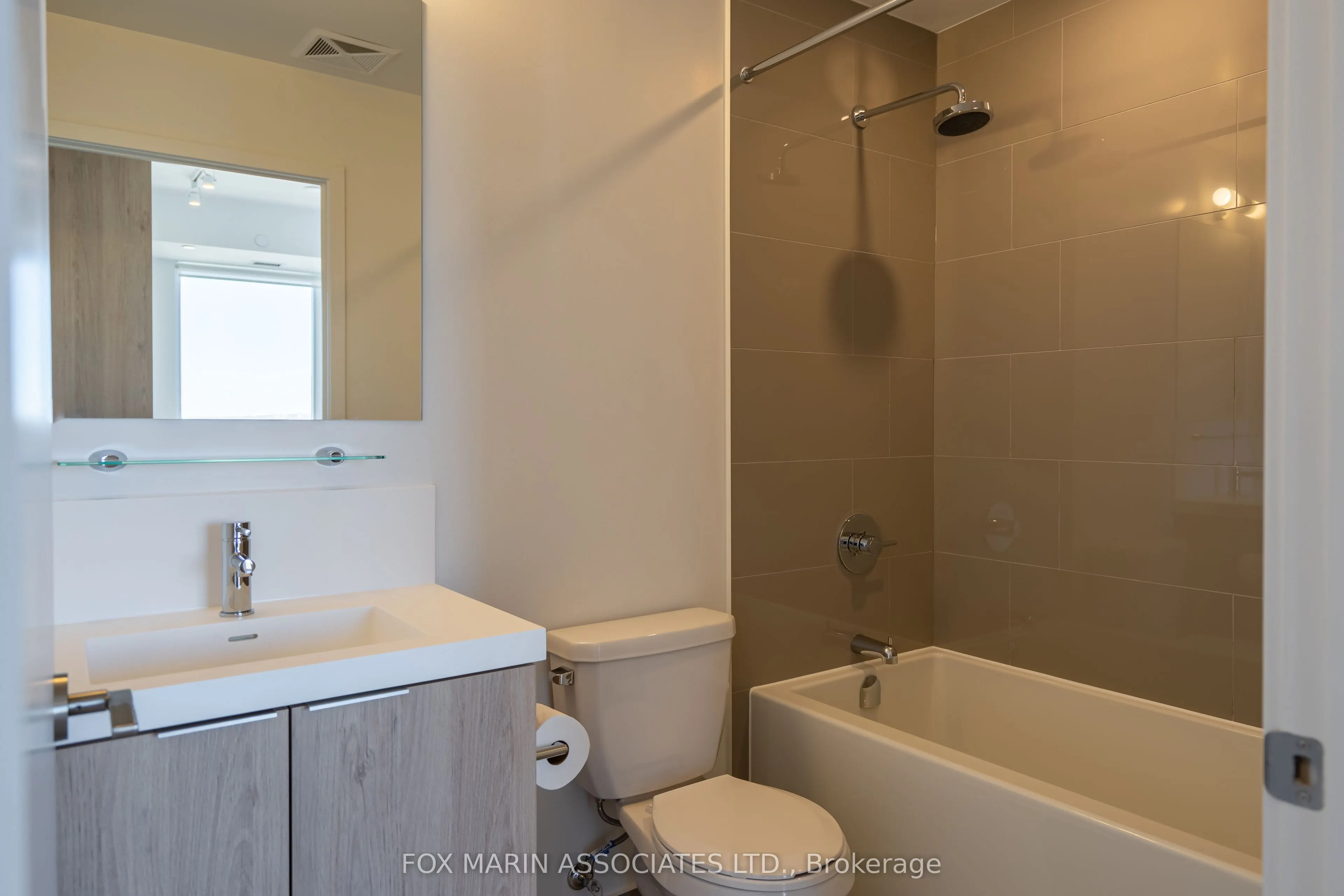 225 Sumach Street, #2611