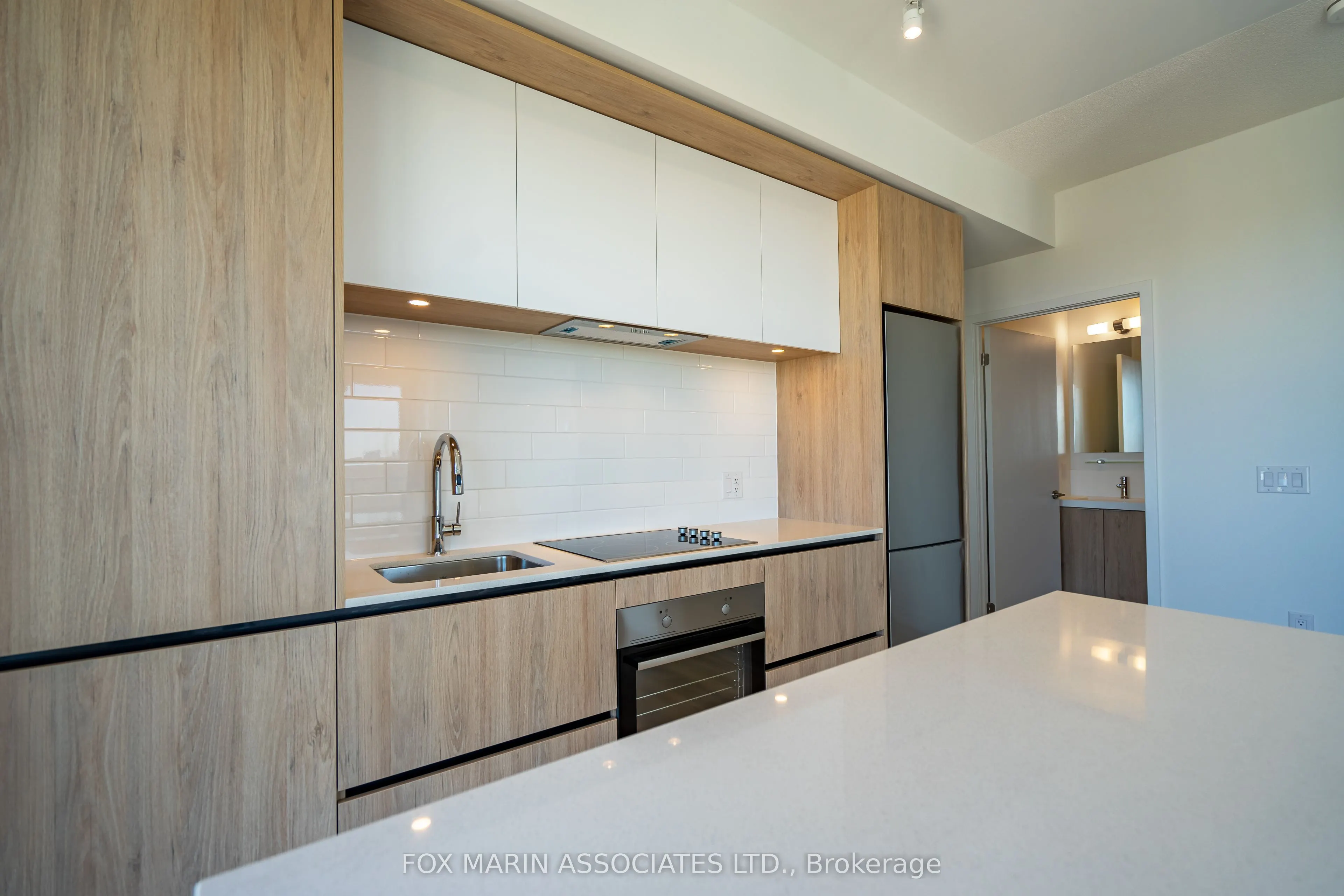 225 Sumach Street, #2611