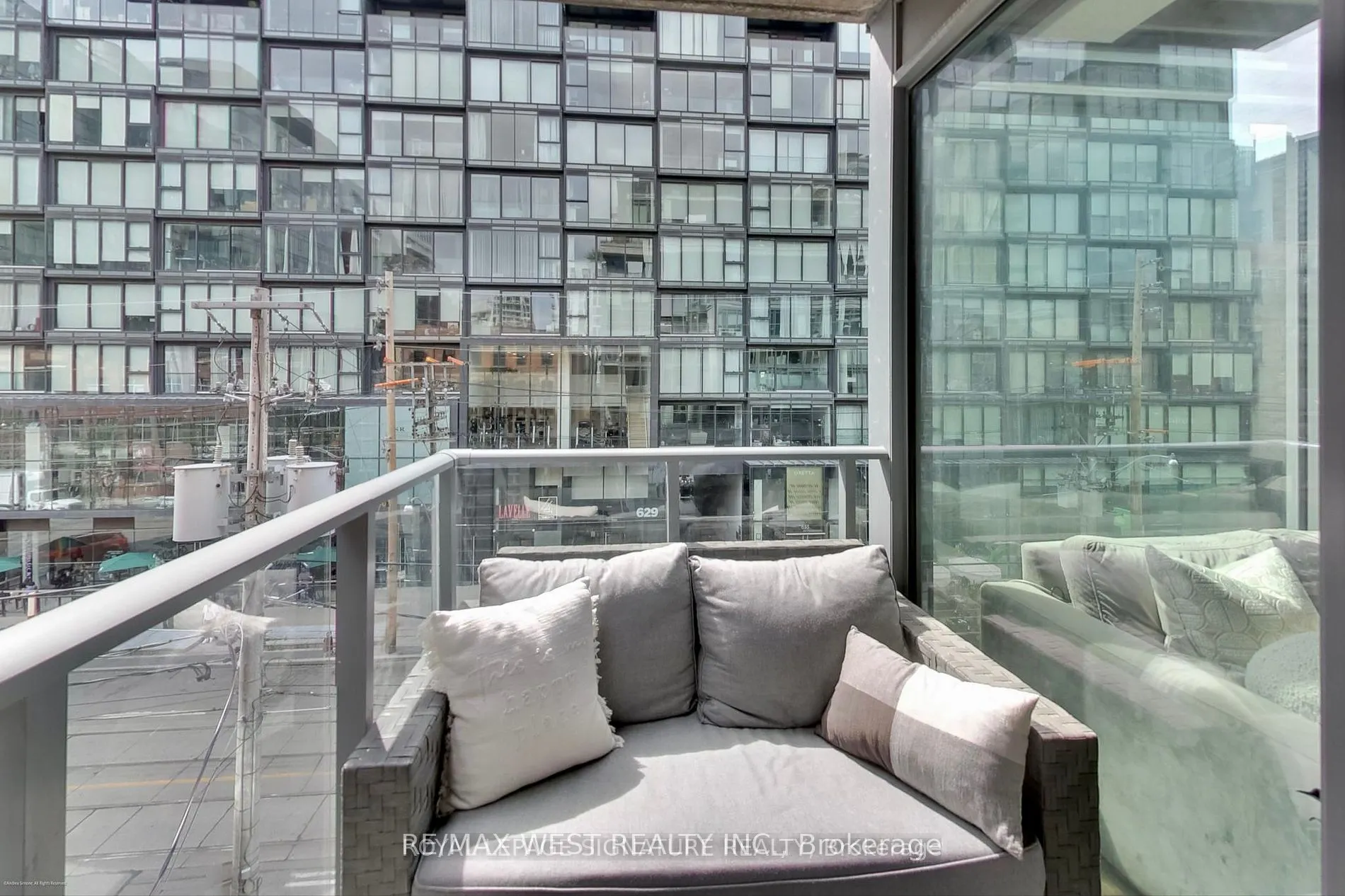 650 King Street W, #310