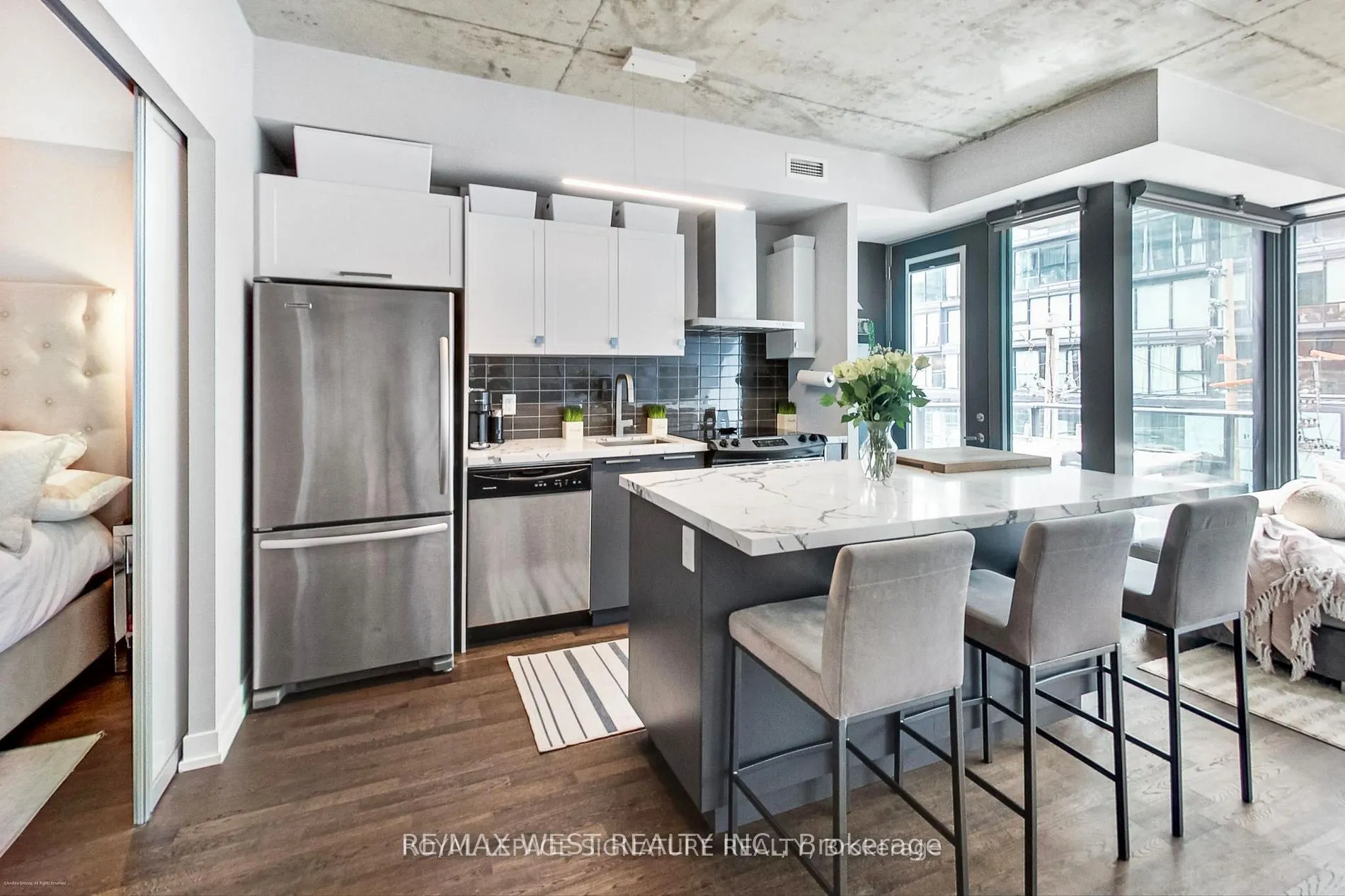 650 King Street W, #310