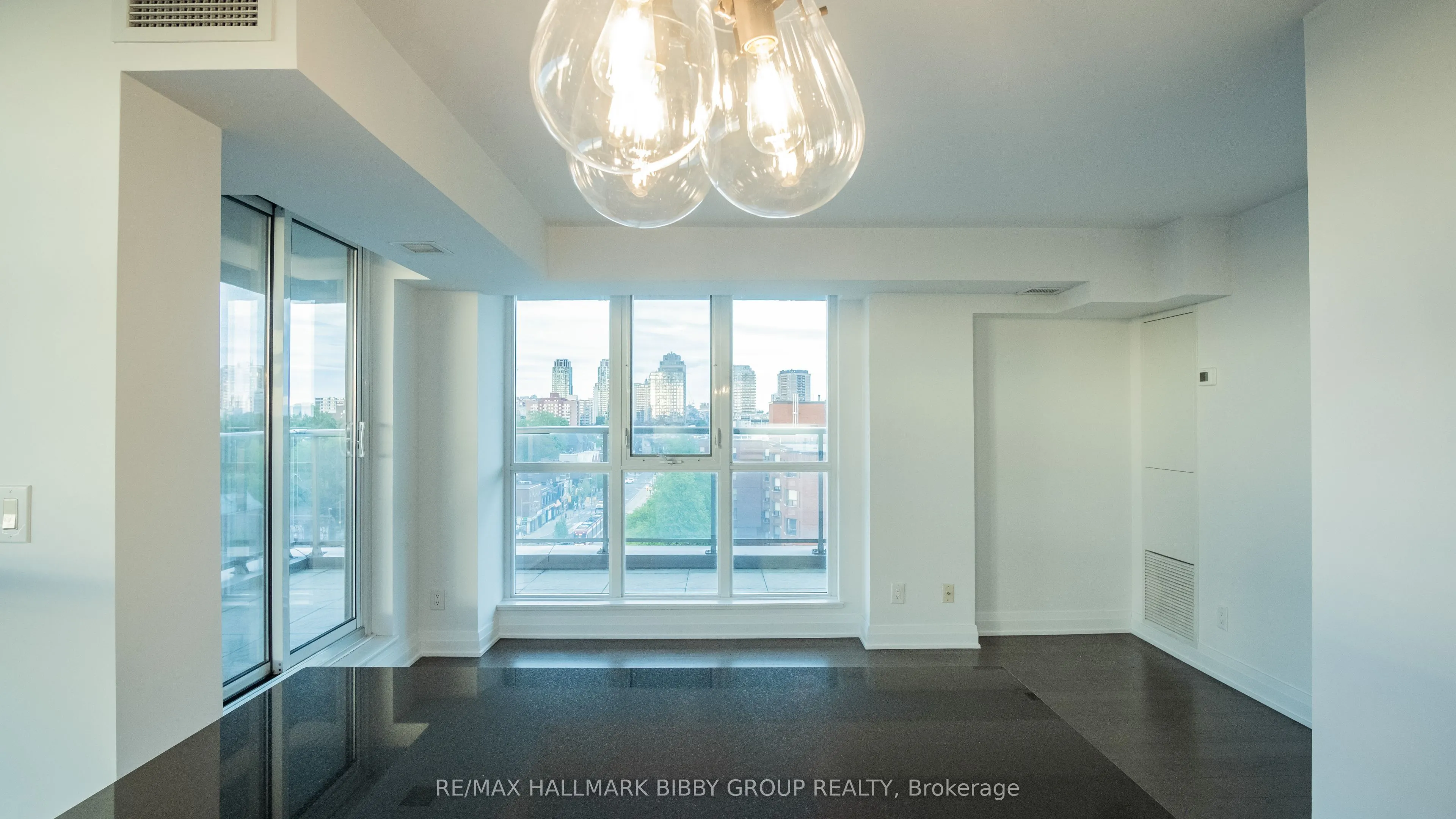 270 Rushton Road, #803