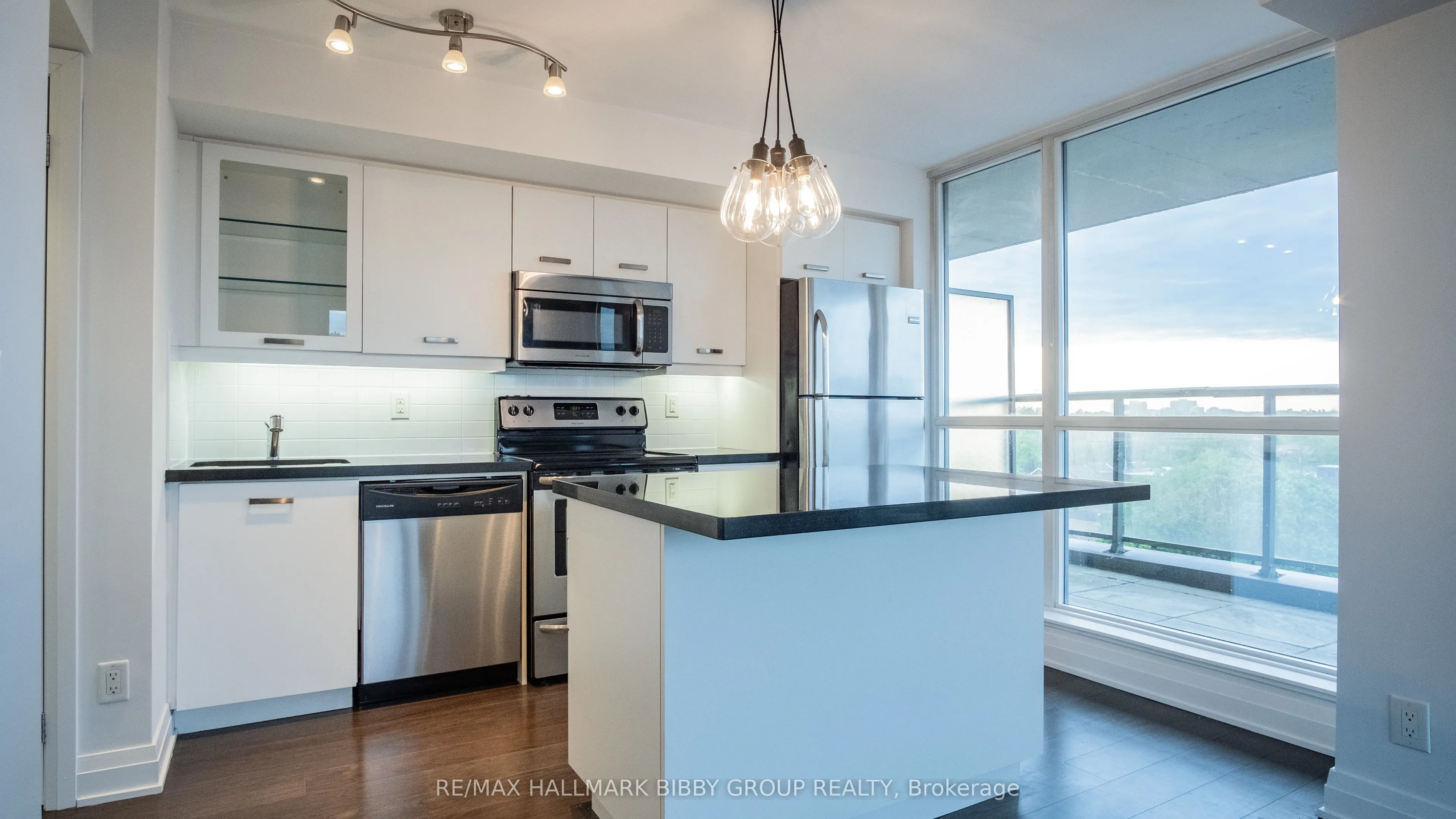 270 Rushton Road, #803