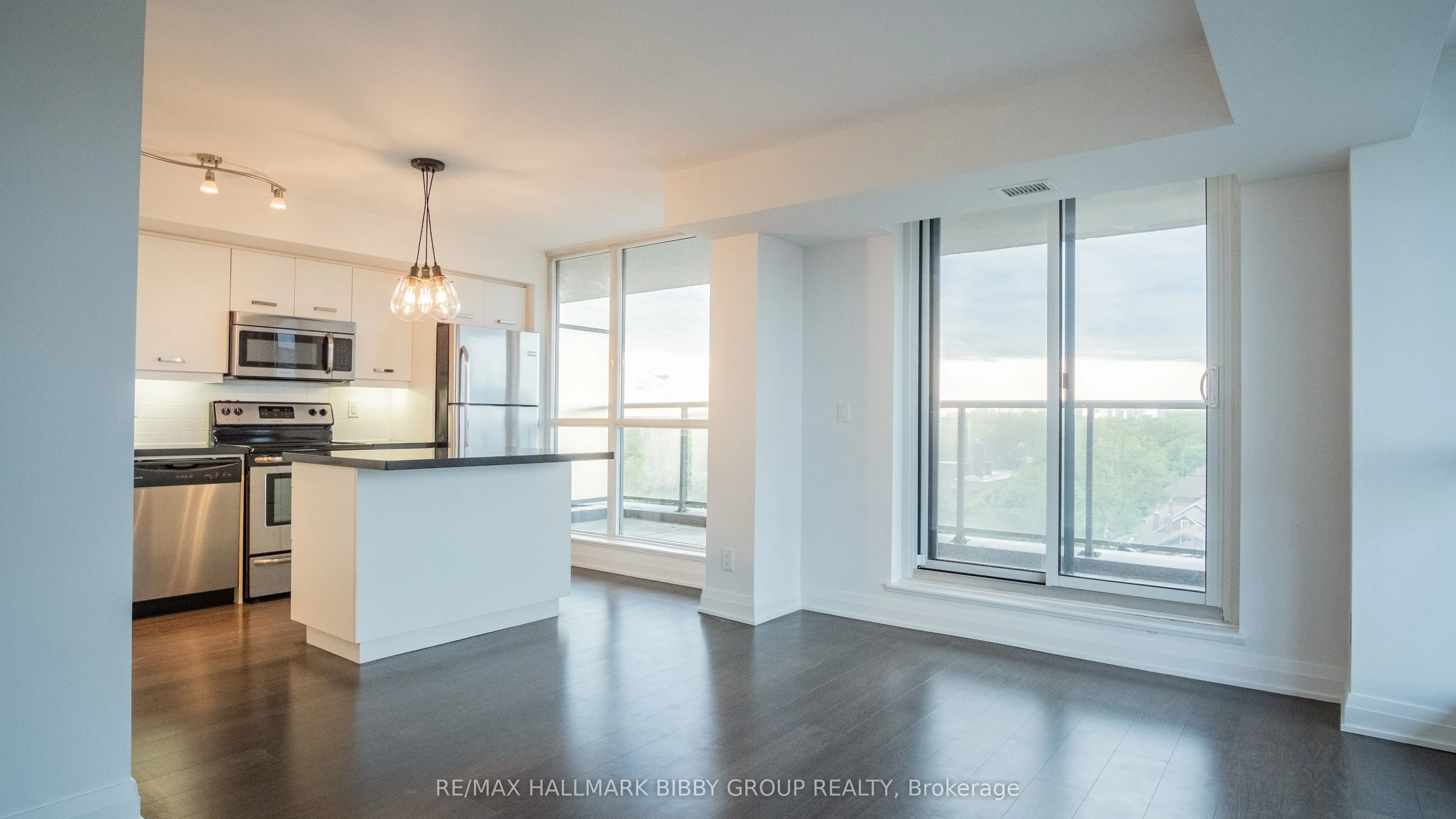 270 Rushton Road, #803