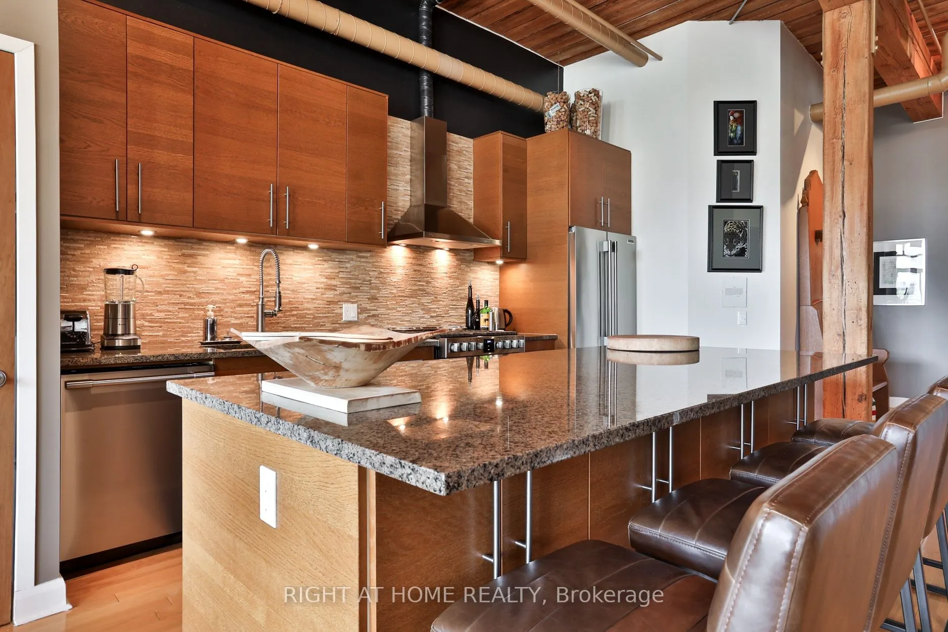 993 Queen Street W, #310