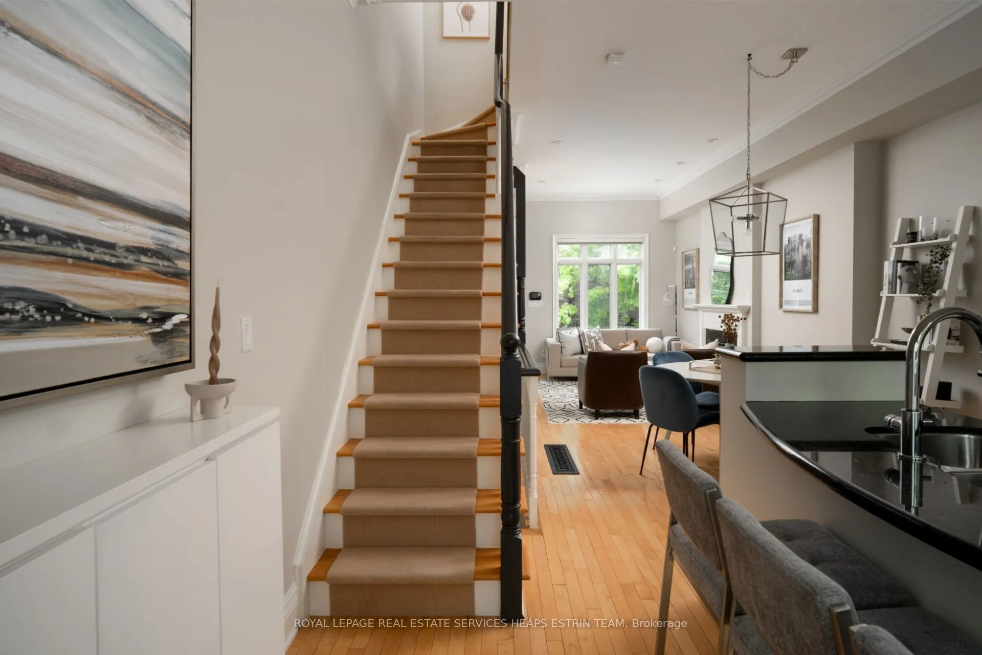 9 Gange Avenue