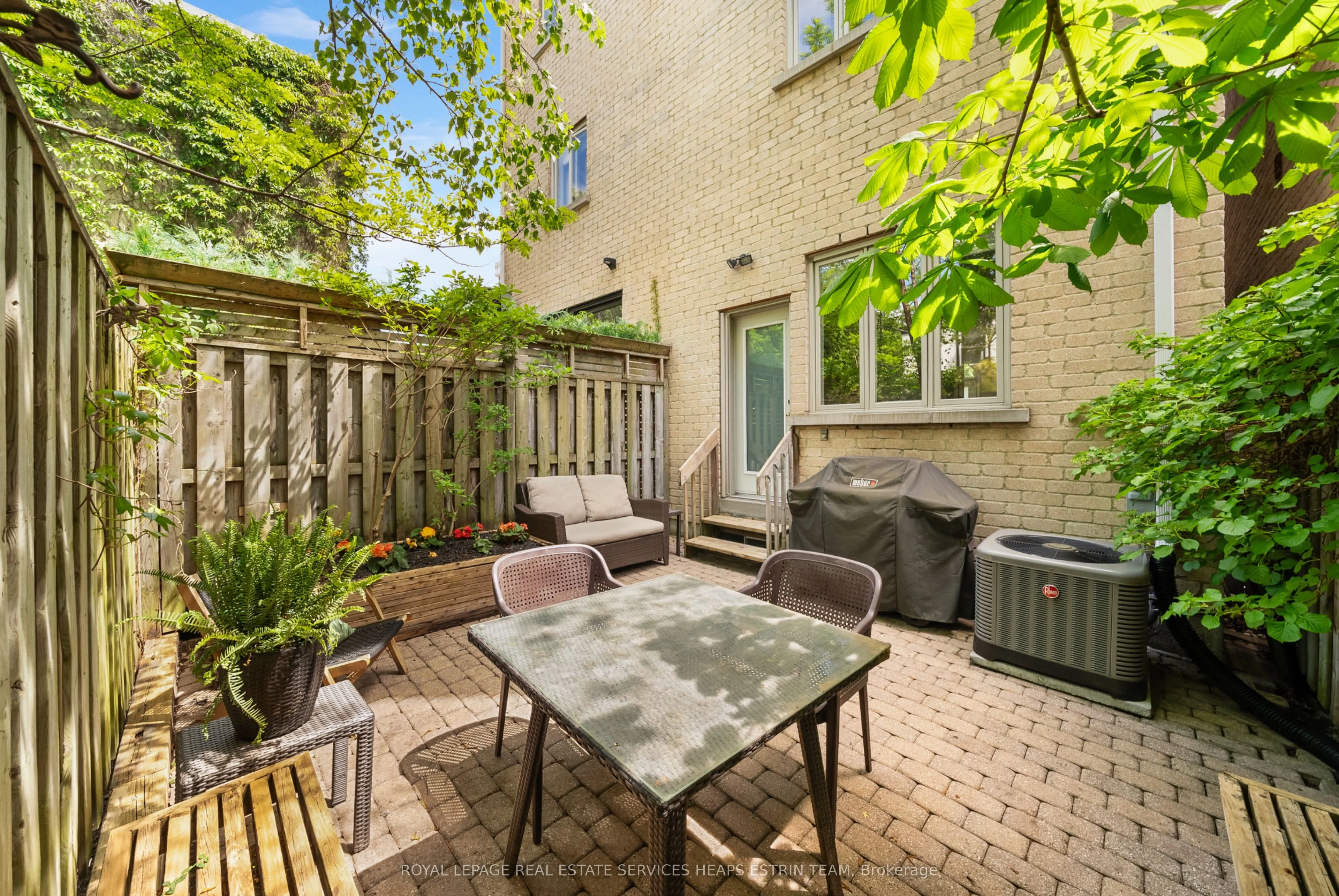 9 Gange Avenue