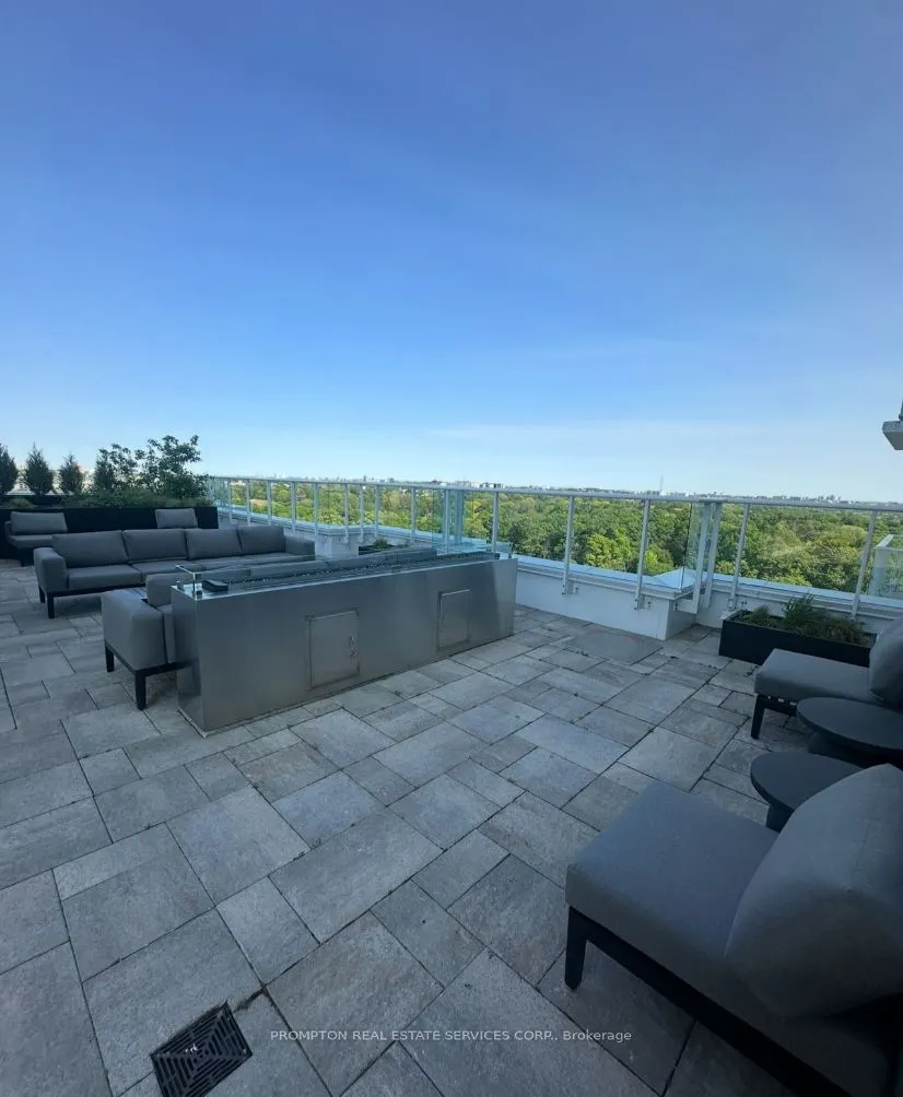 10 Deerlick Crescent, #2006