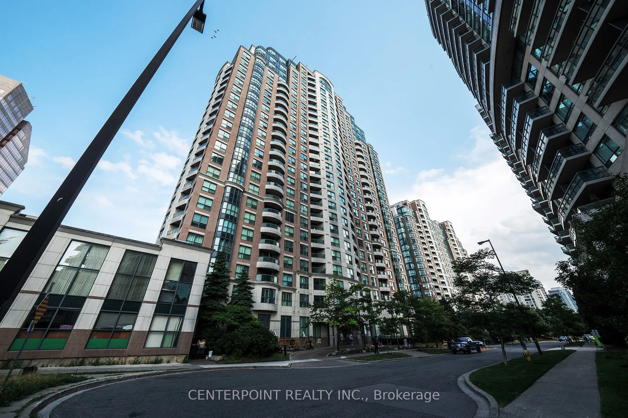 7 Lorraine Drive, #2506