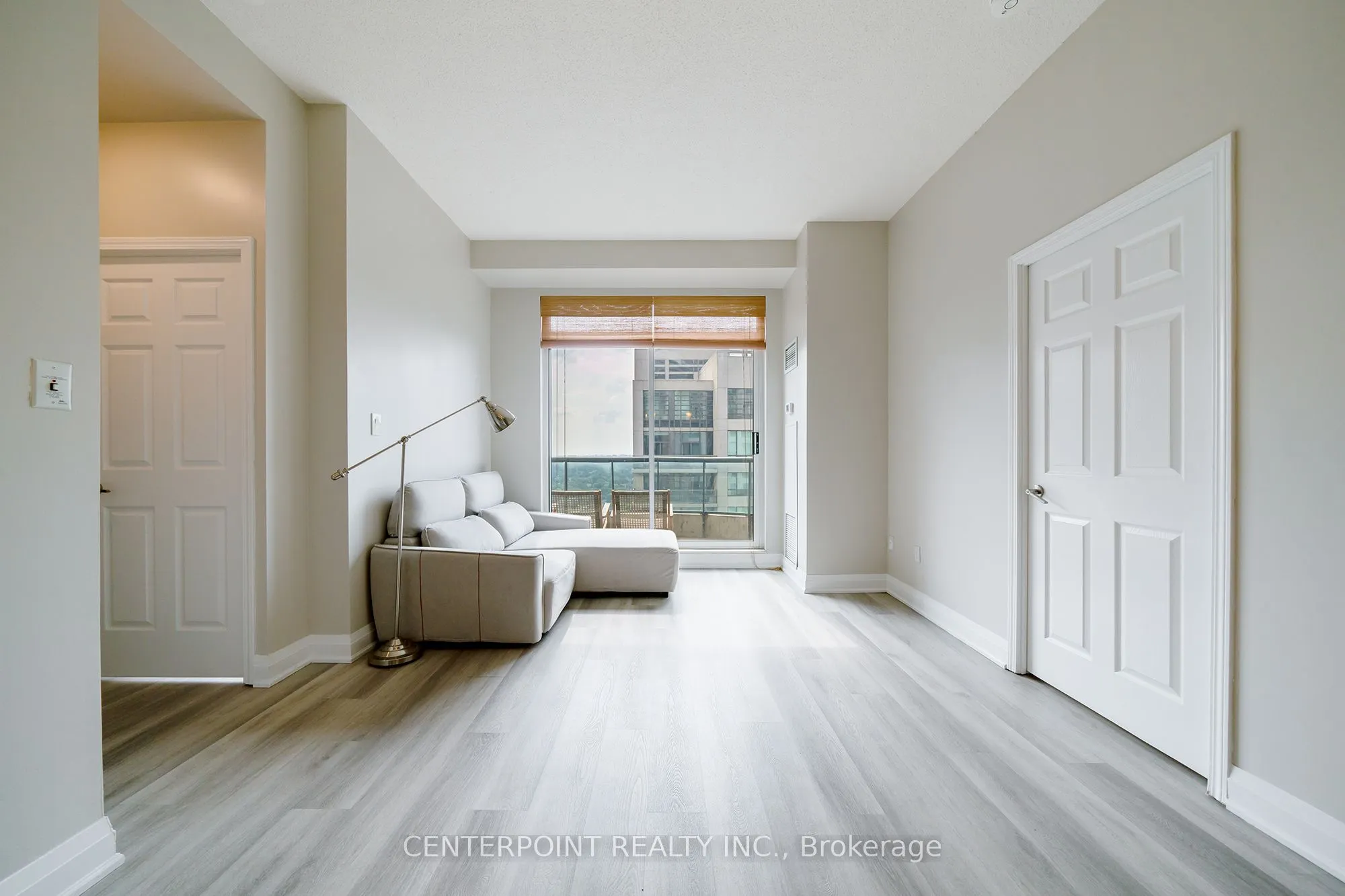 7 Lorraine Drive, #2506