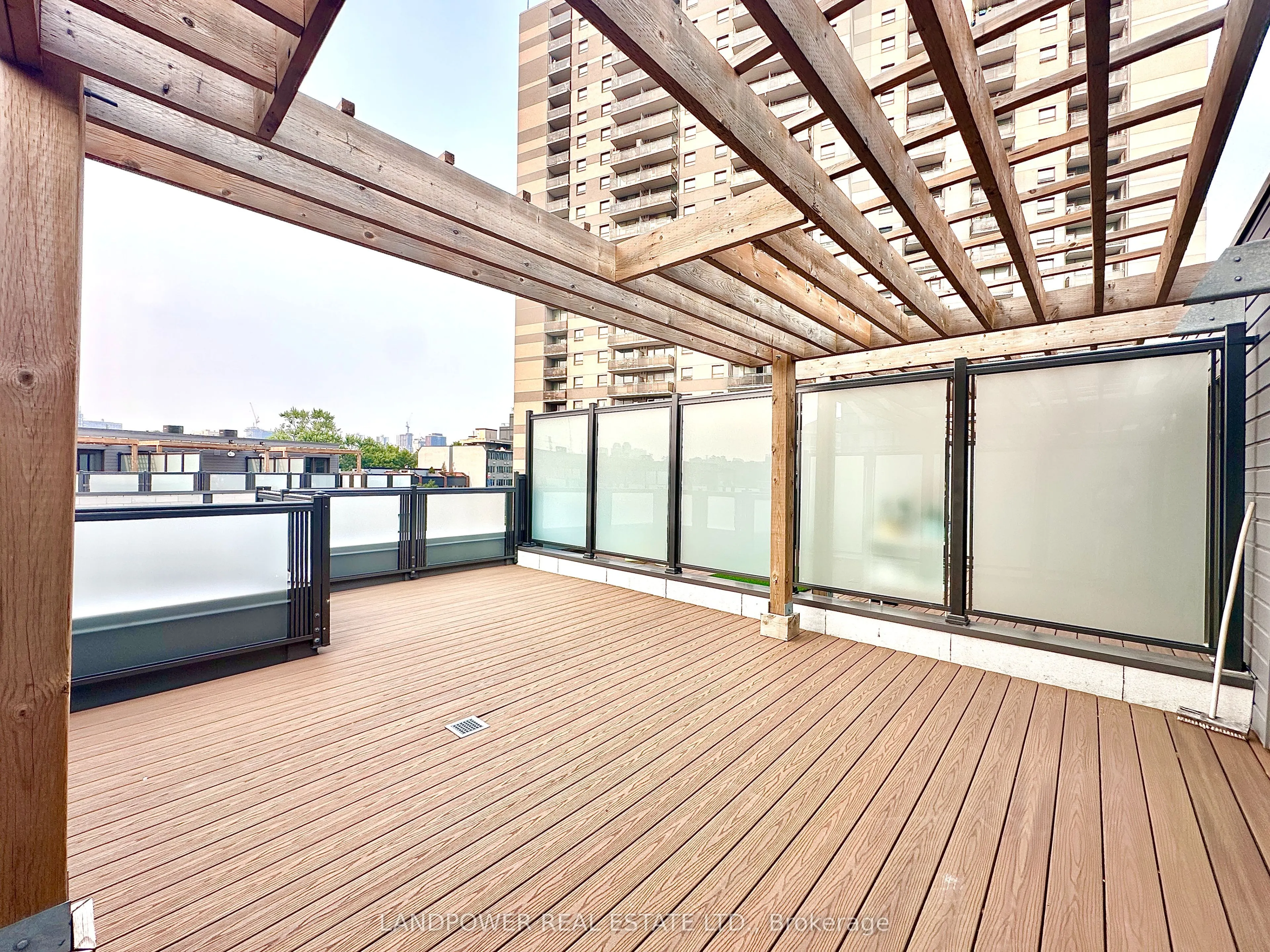 270 Davenport Road, #TH8