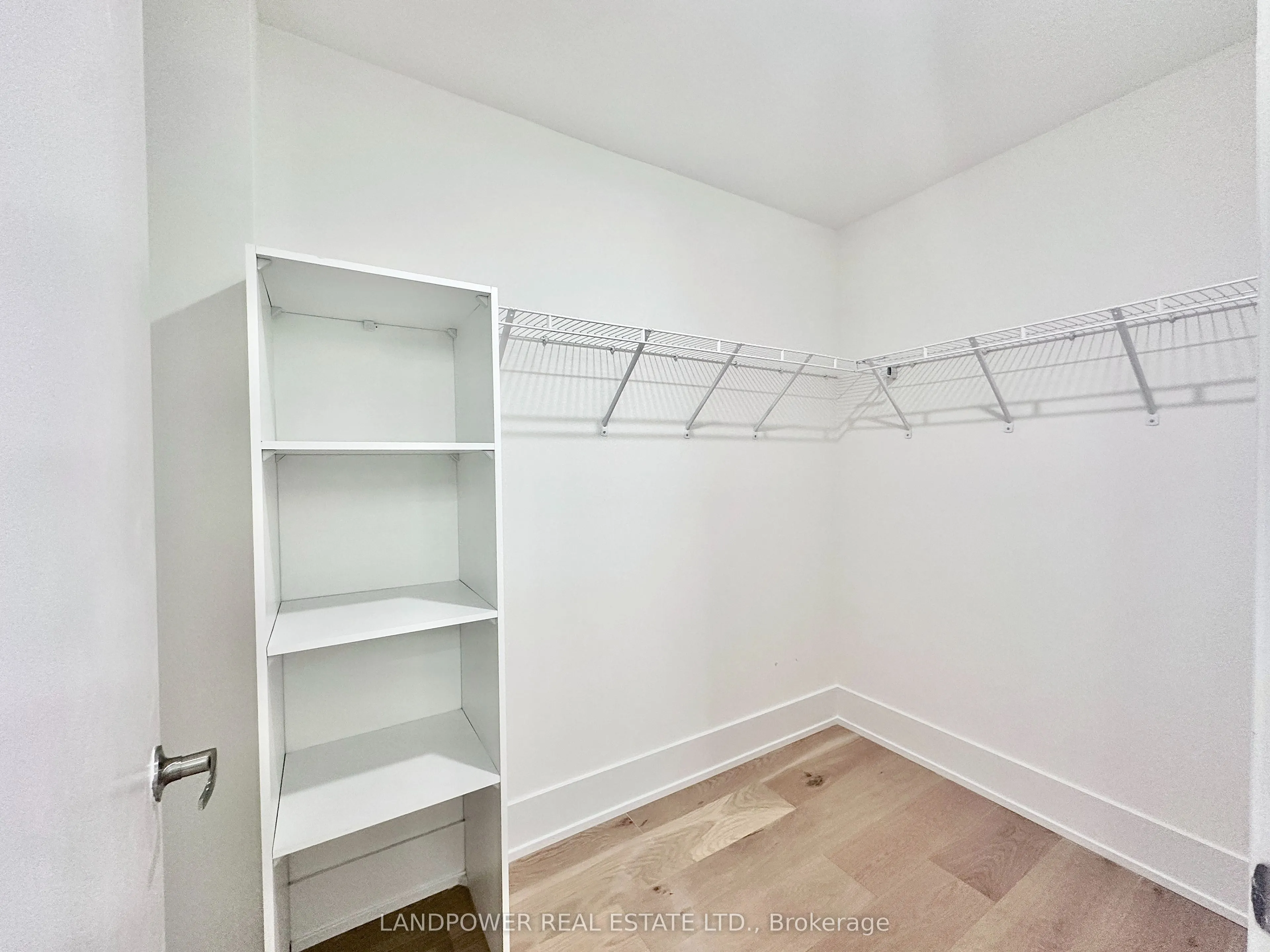 270 Davenport Road, #TH8
