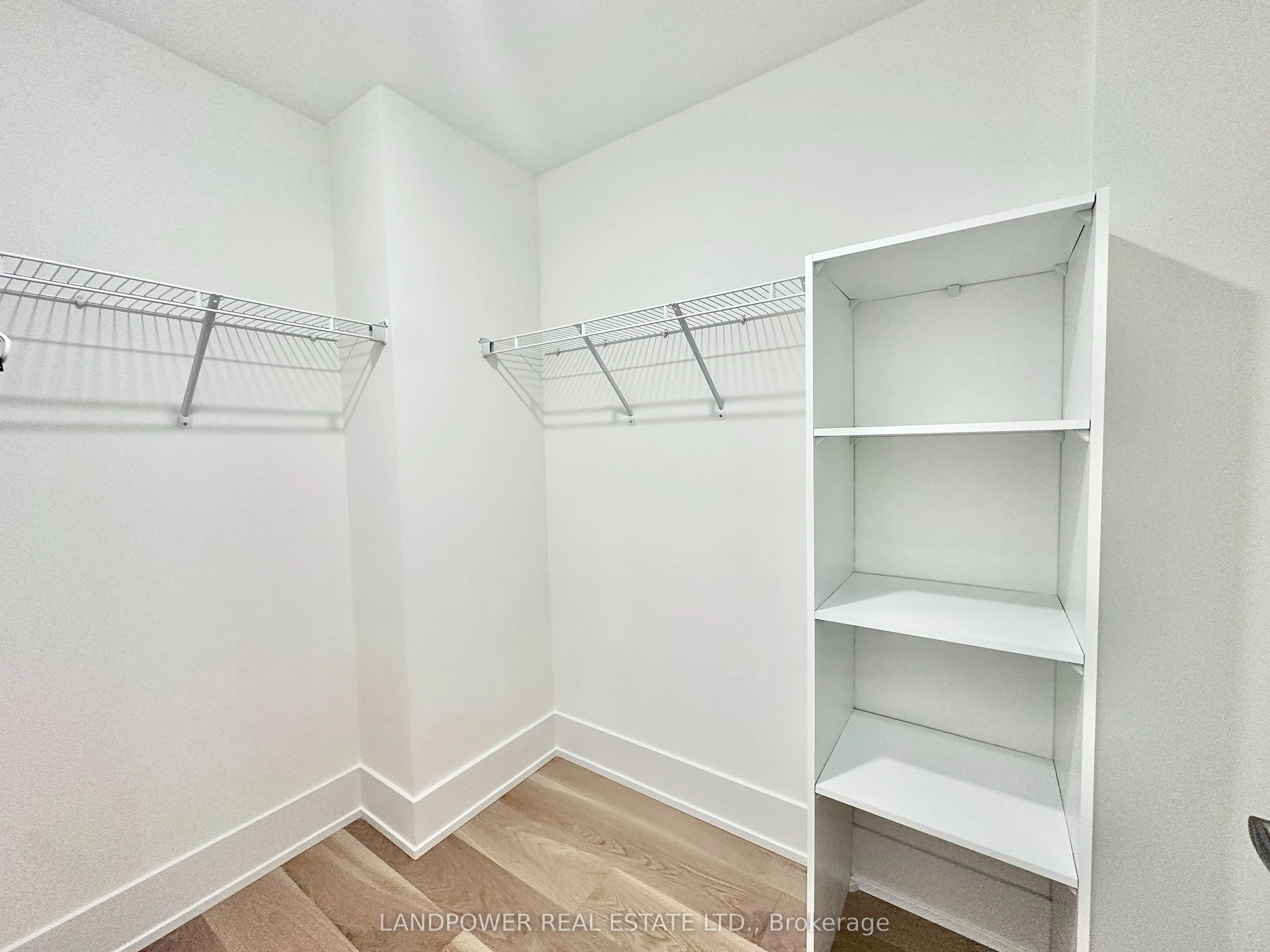 270 Davenport Road, #TH8
