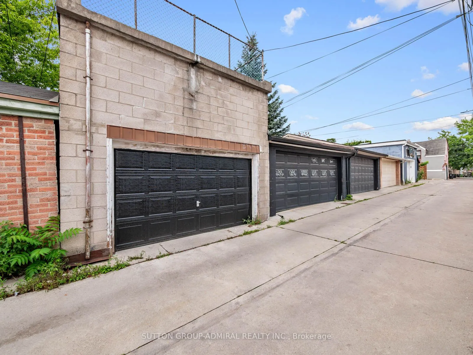 398 Crawford Street
