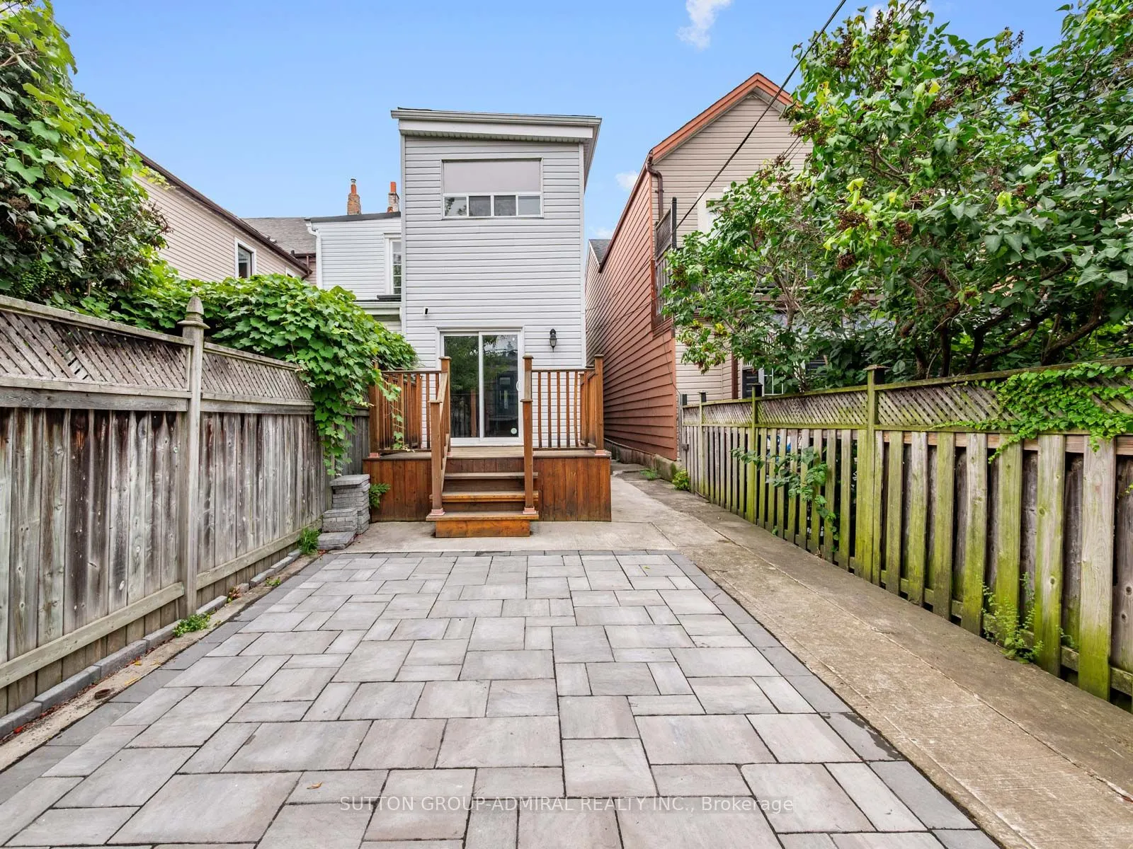 398 Crawford Street