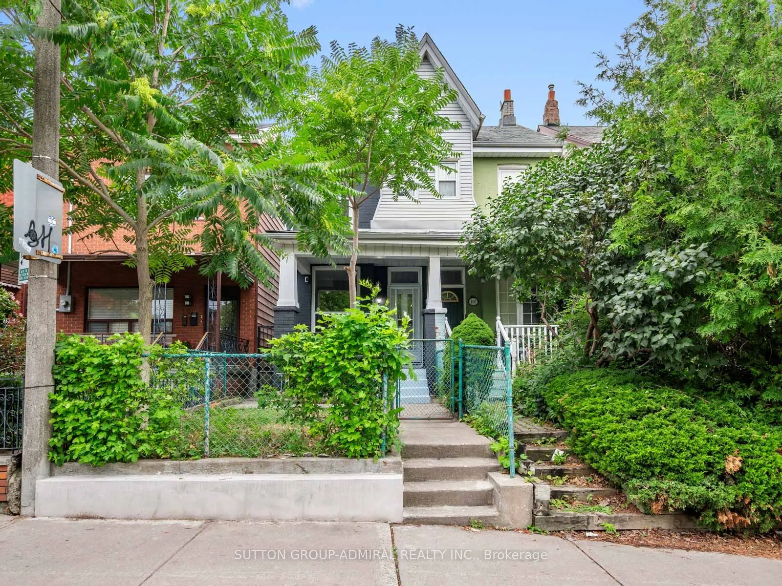 398 Crawford Street