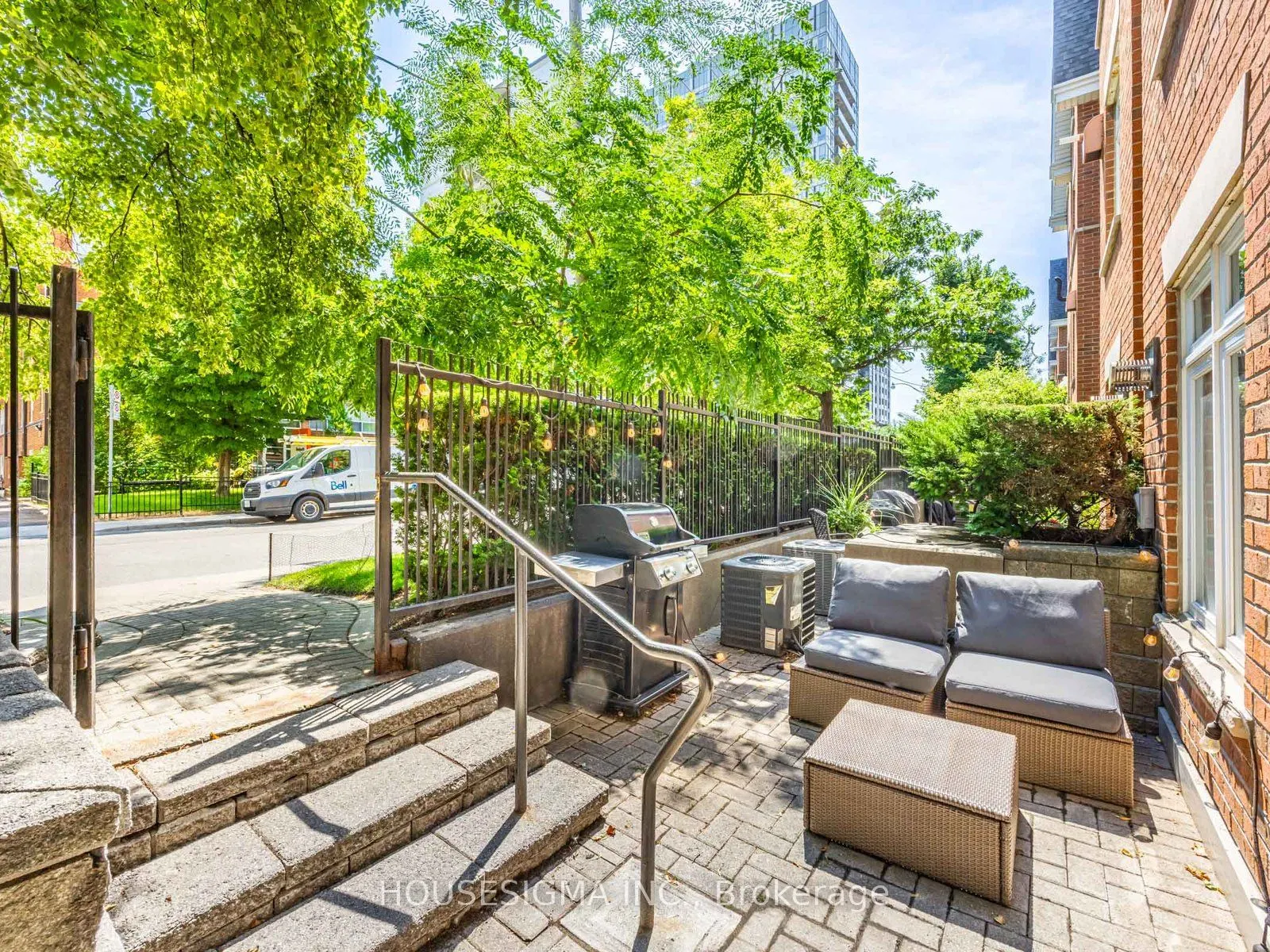 106 Redpath Avenue, #5