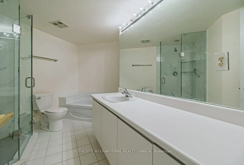 30 Holly Street, #1105