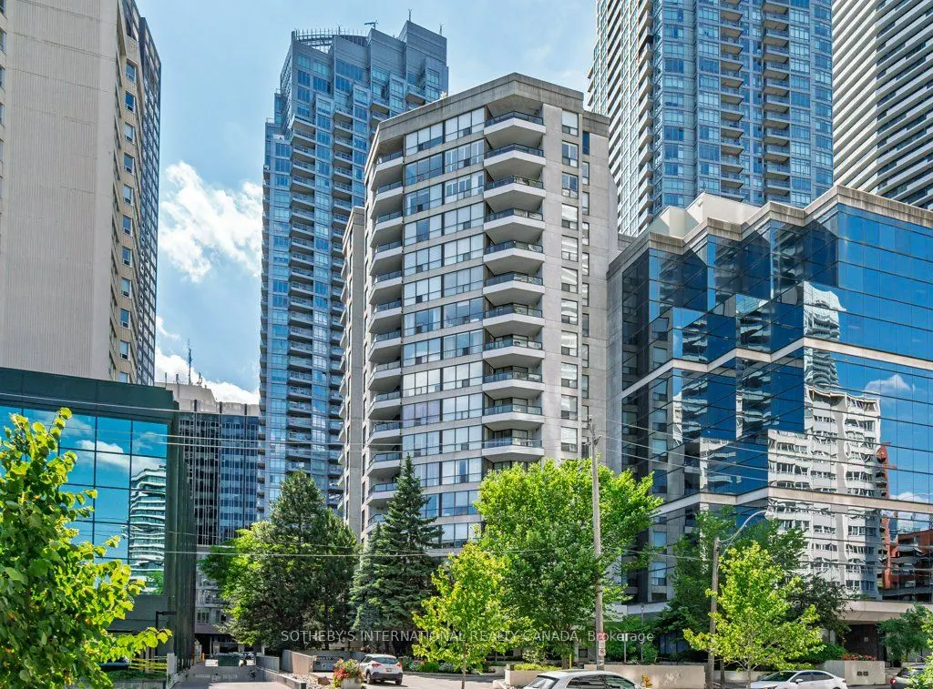 30 Holly Street, #1105