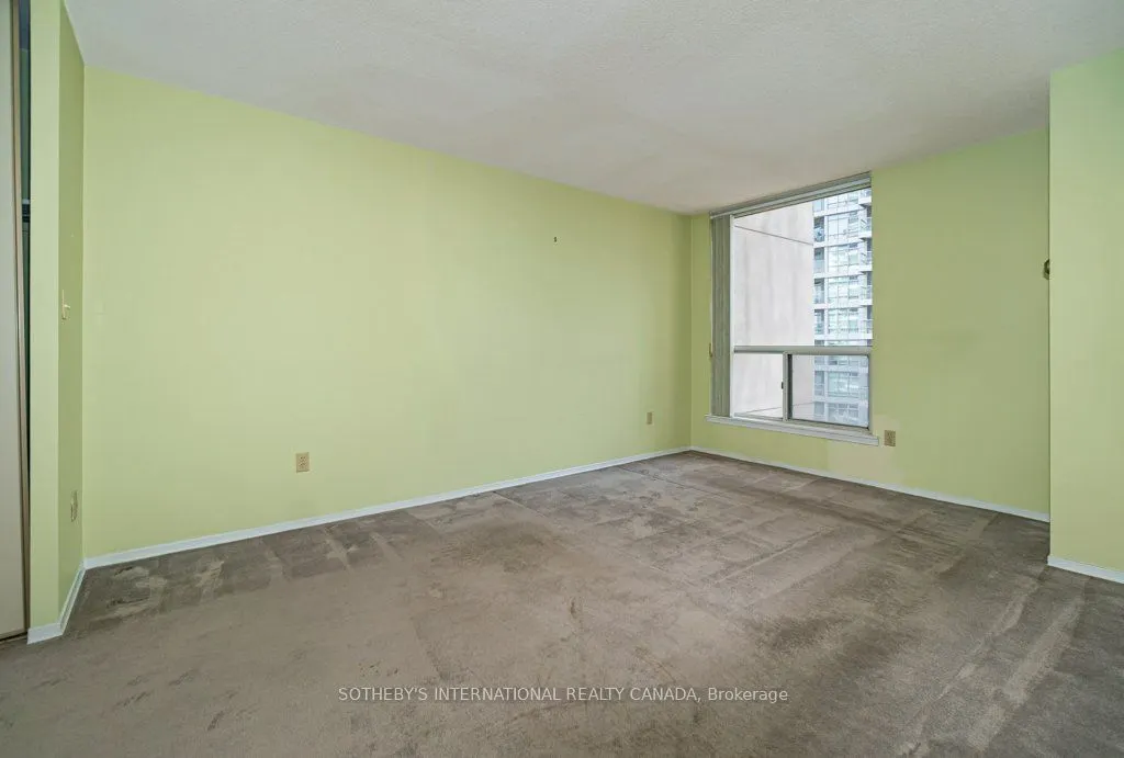 30 Holly Street, #1105