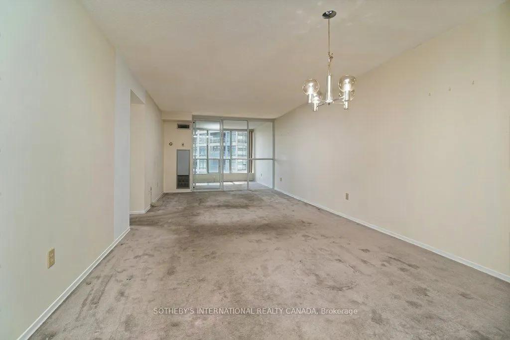 30 Holly Street, #1105