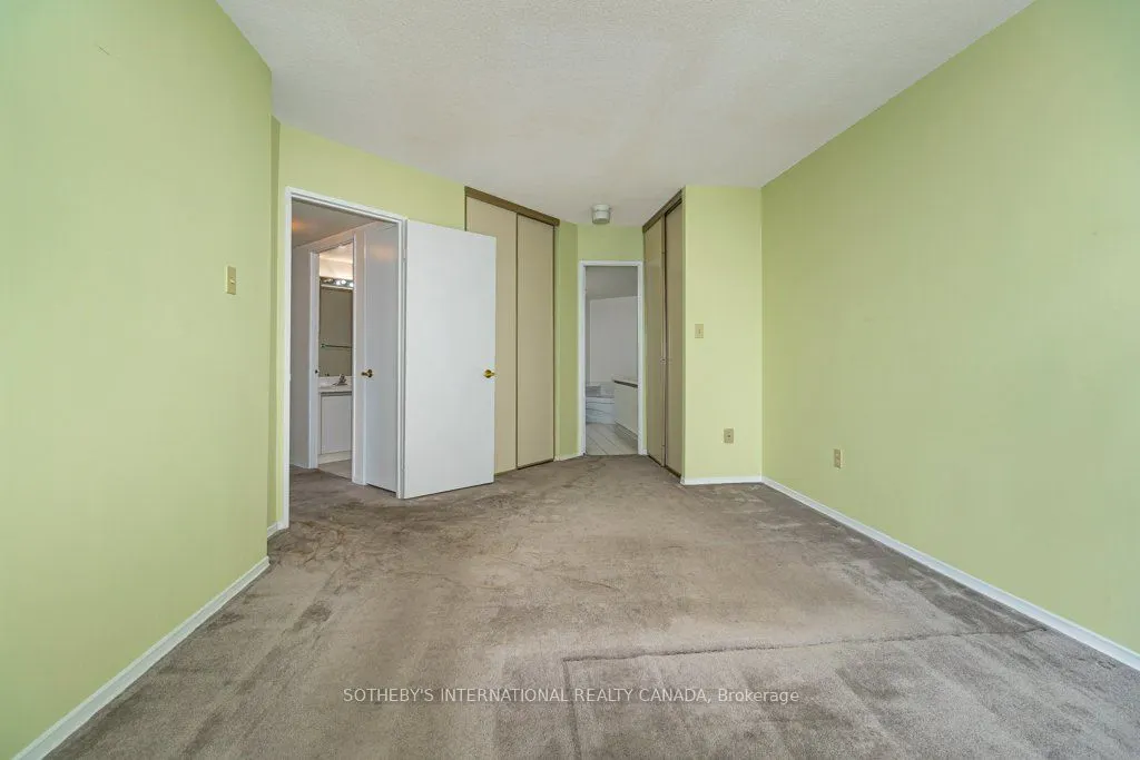 30 Holly Street, #1105