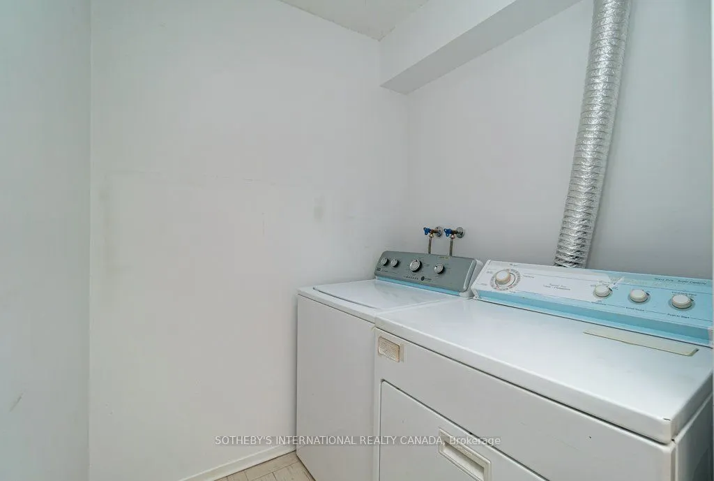 30 Holly Street, #1105
