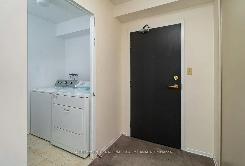 30 Holly Street, #1105