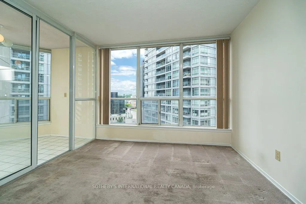 30 Holly Street, #1105