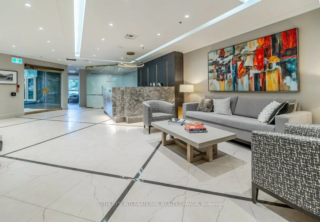 30 Holly Street, #1105