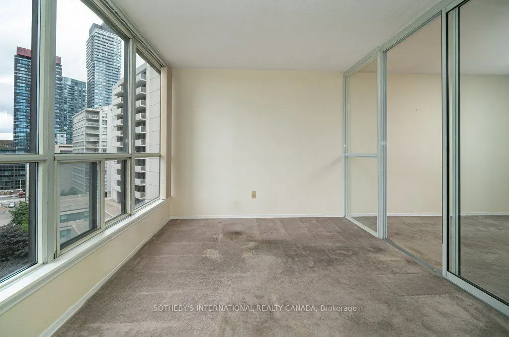 30 Holly Street, #1105
