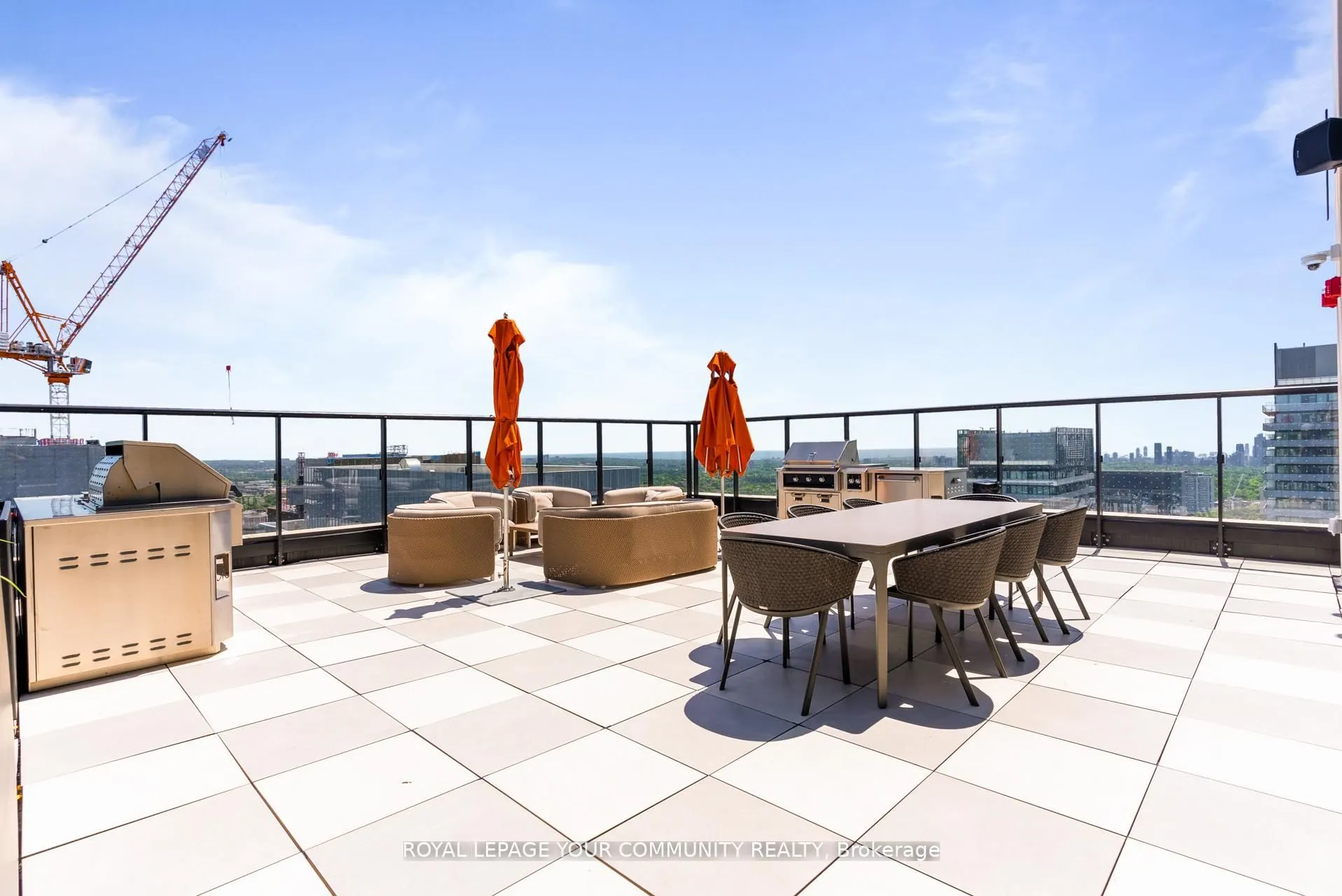 200 Redpath Avenue, #3408