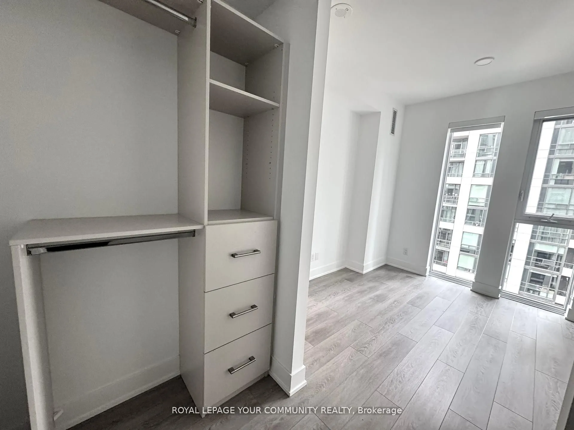 200 Redpath Avenue, #308