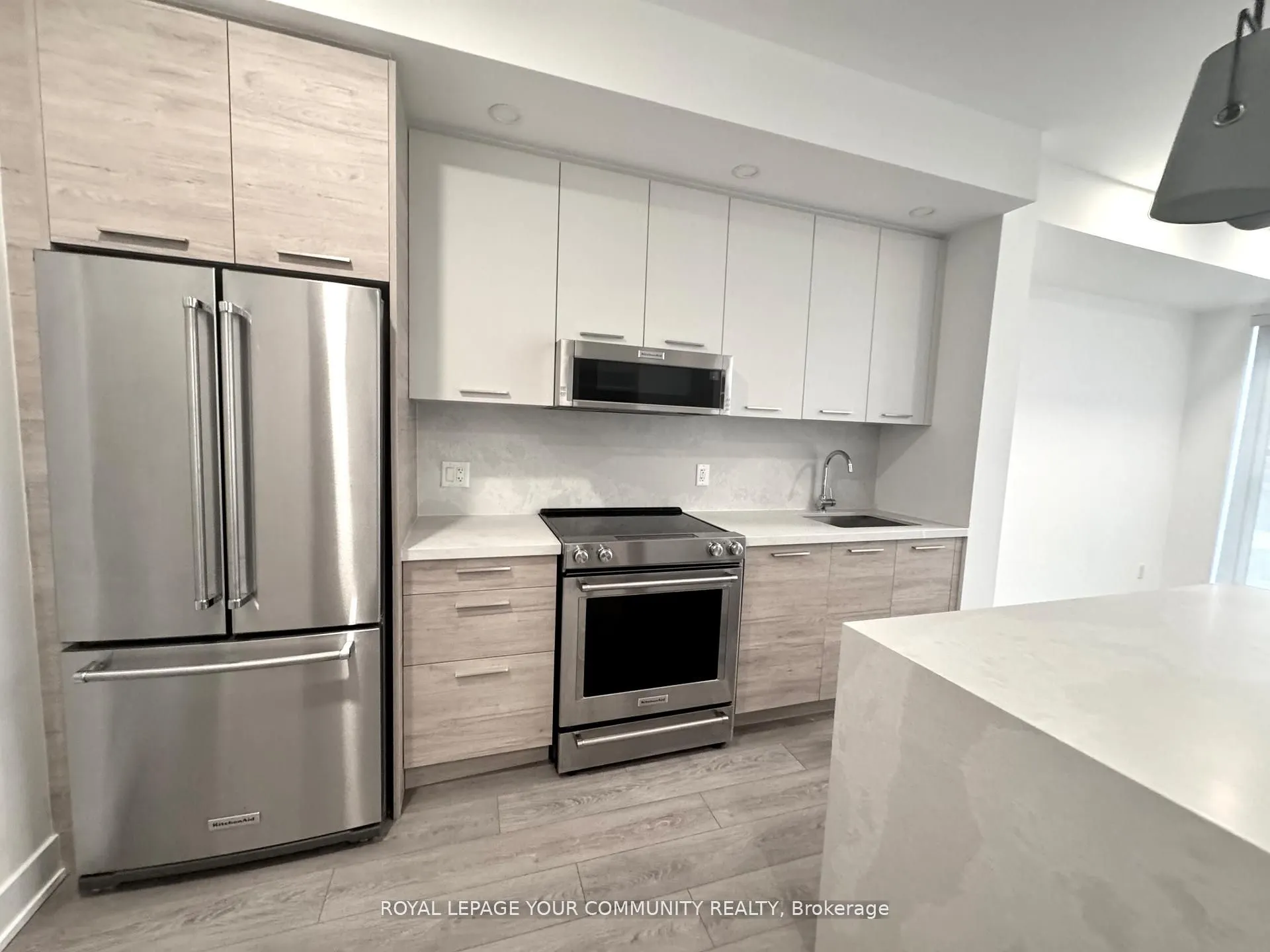 200 Redpath Avenue, #308
