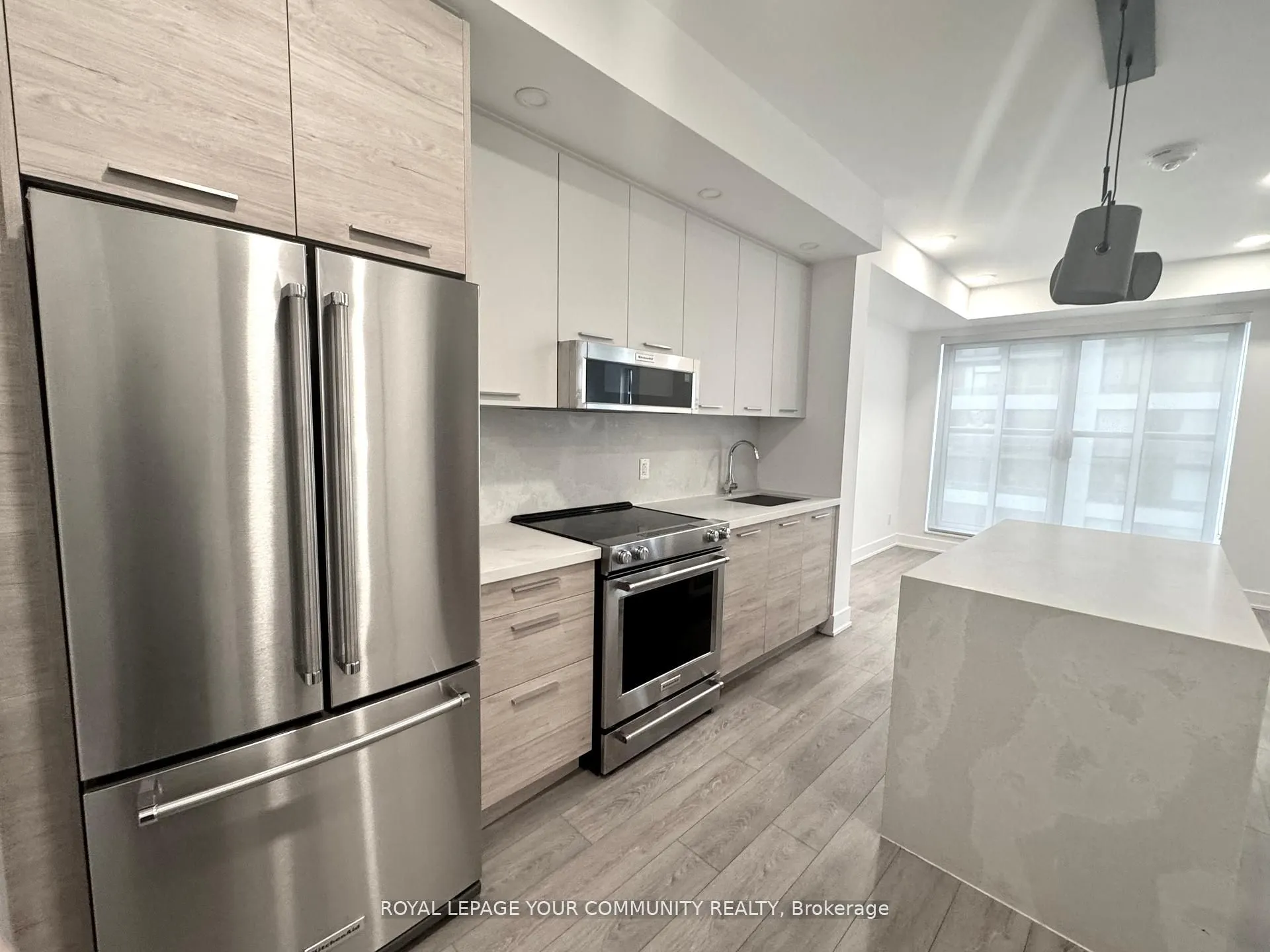 200 Redpath Avenue, #308