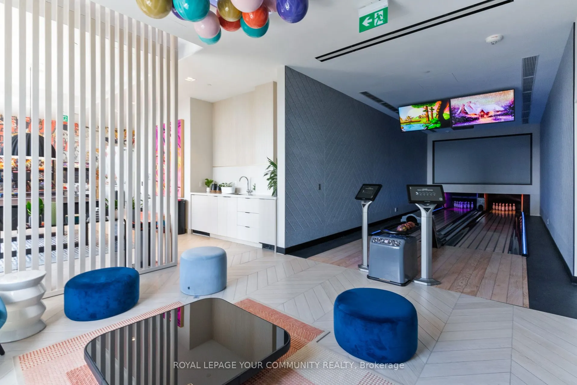 200 Redpath Avenue, #1007