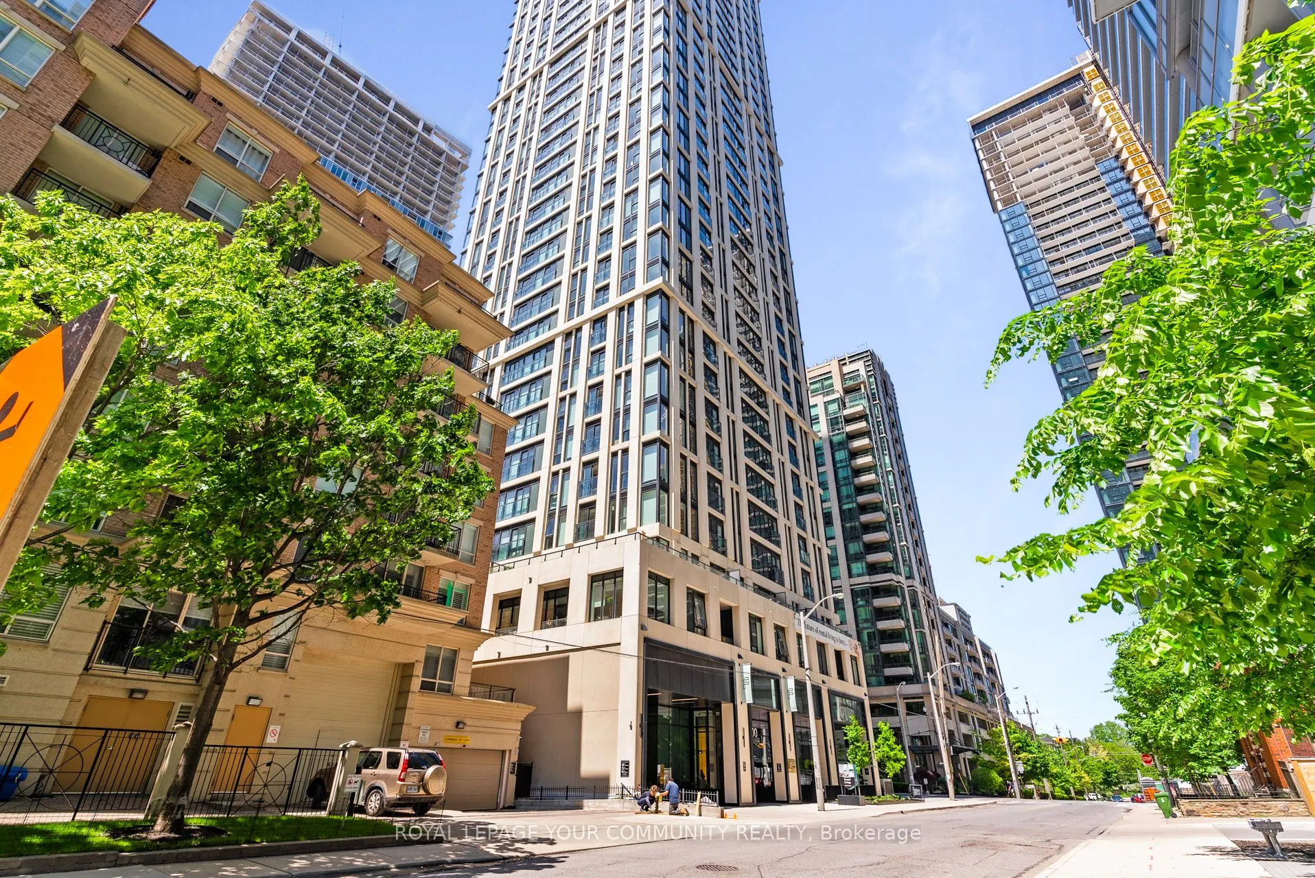 200 Redpath Avenue, #1007