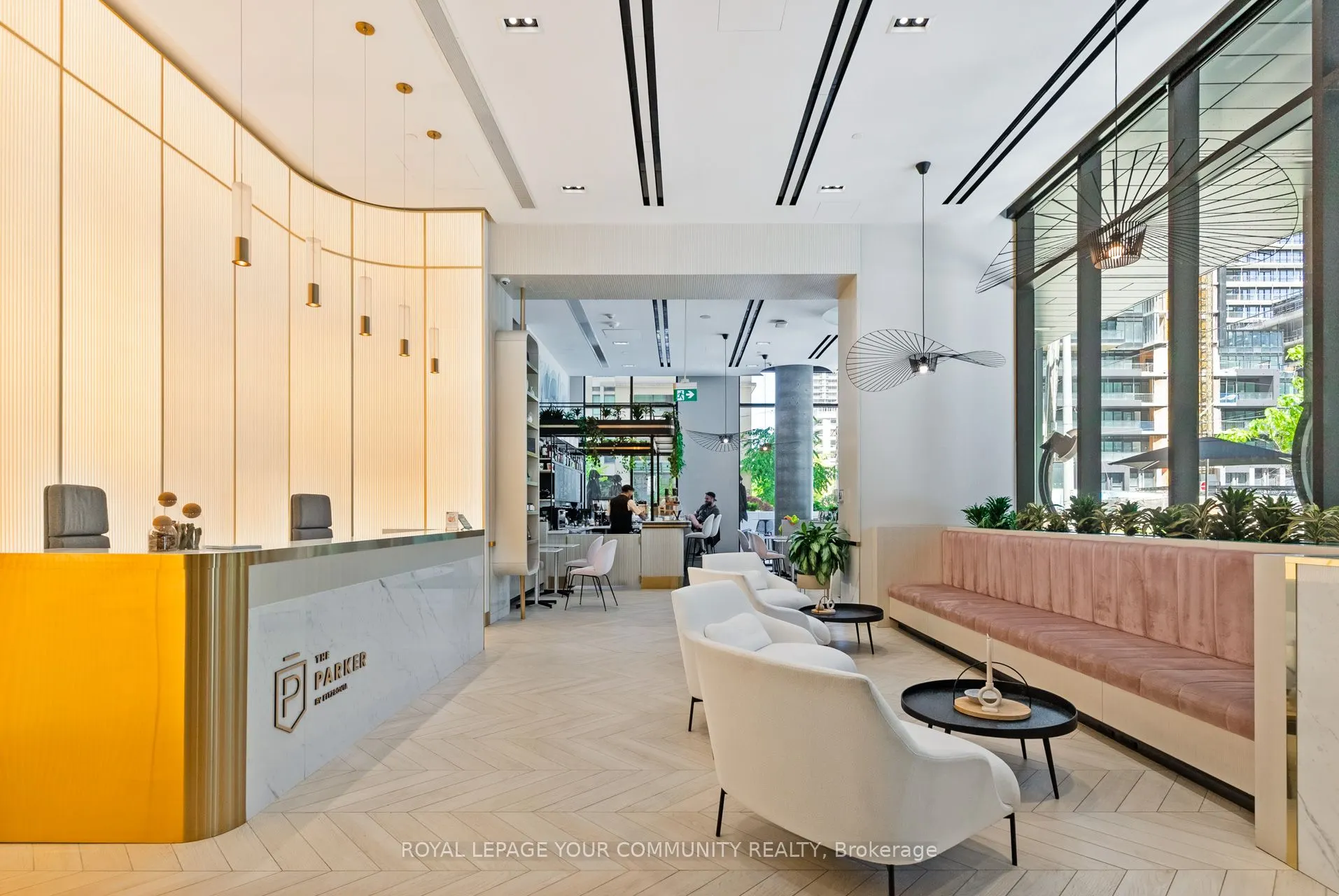 200 Redpath Avenue, #305