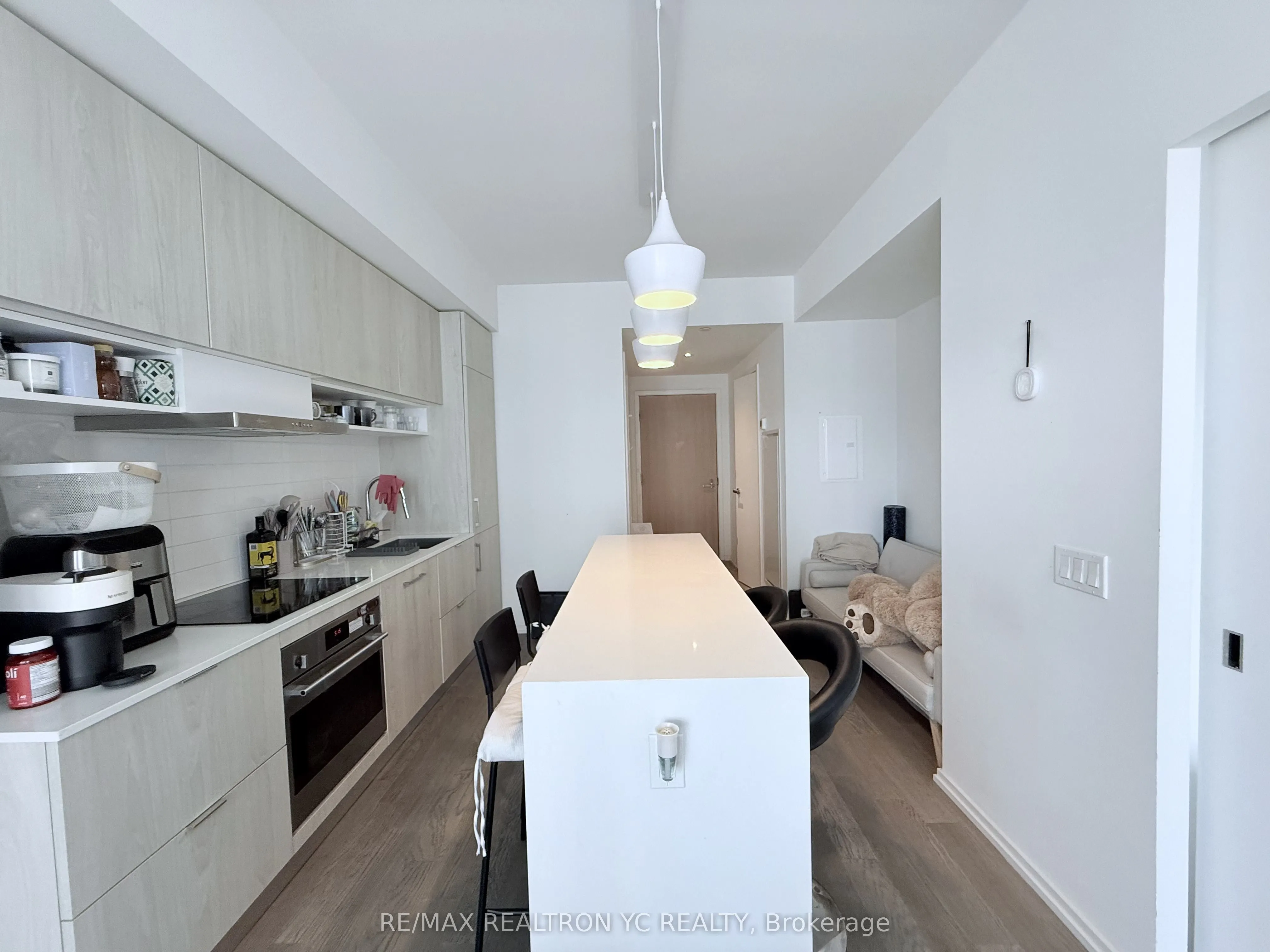 5 Soudan Avenue, #2910