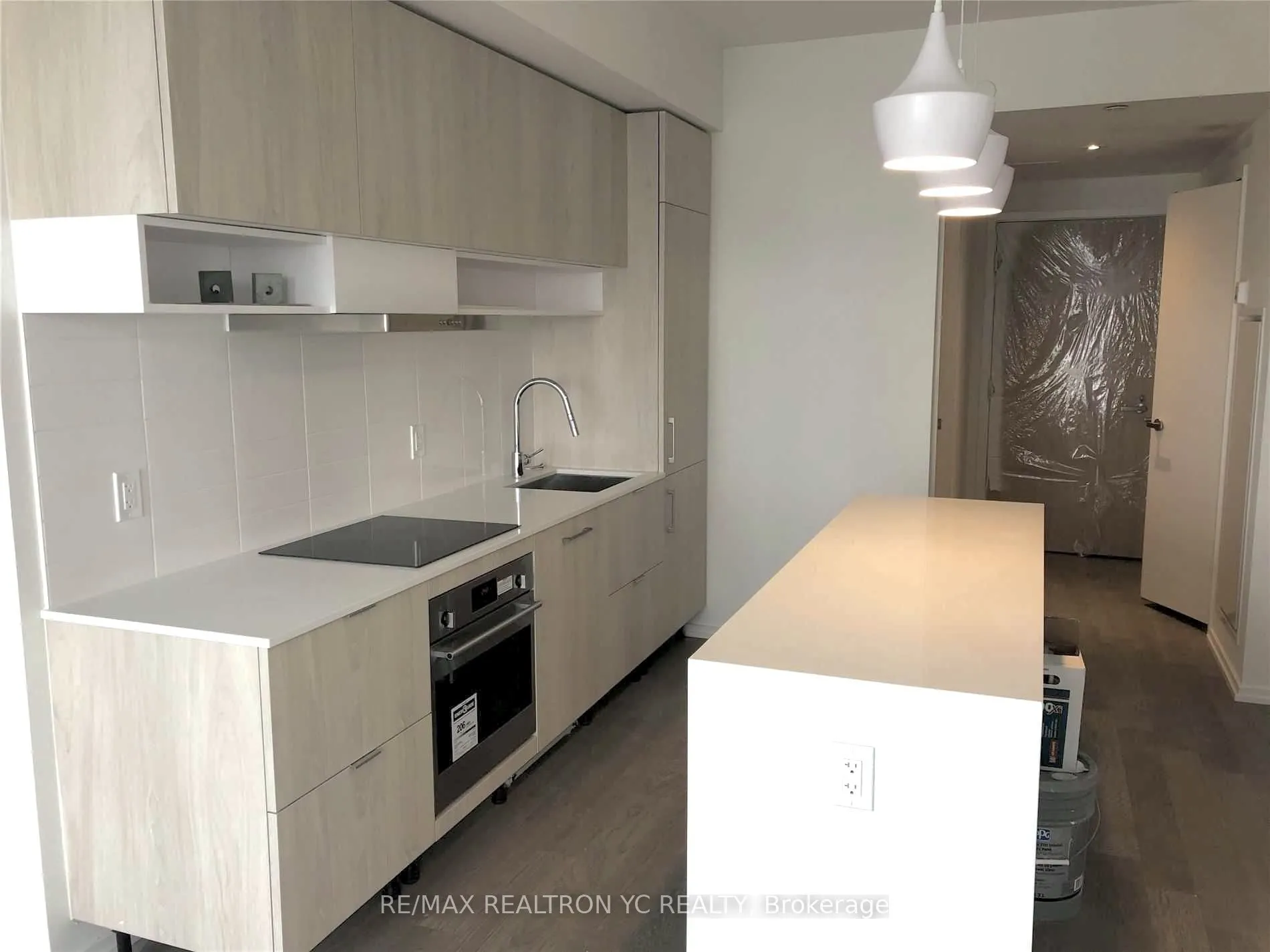 5 Soudan Avenue, #2910