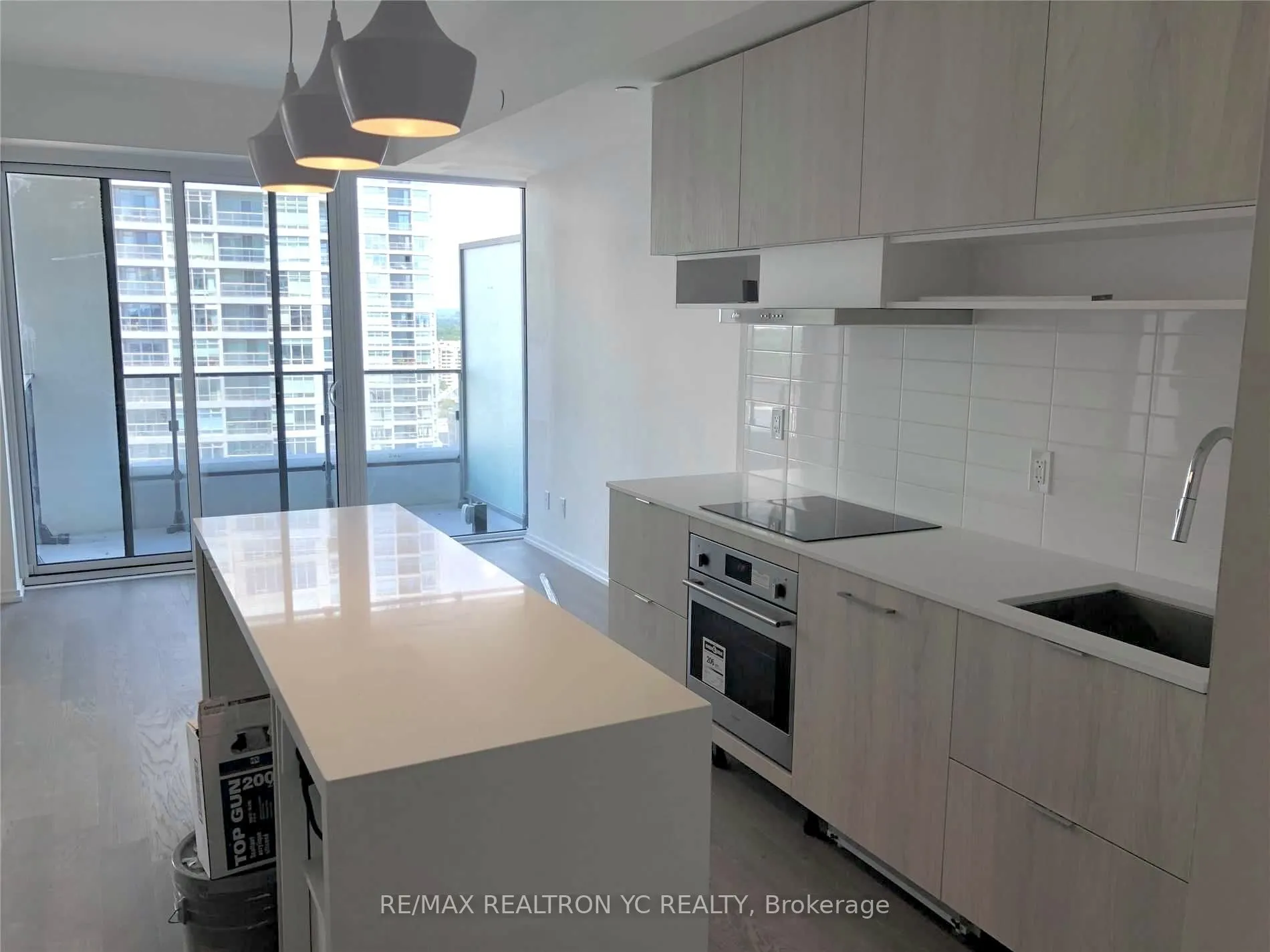 5 Soudan Avenue, #2910