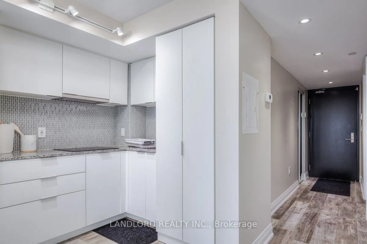 955 Bay Street, #1714