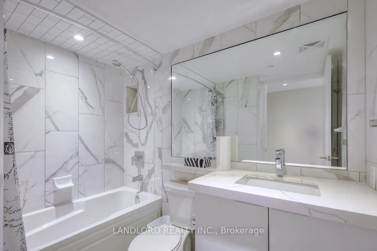 955 Bay Street, #1714