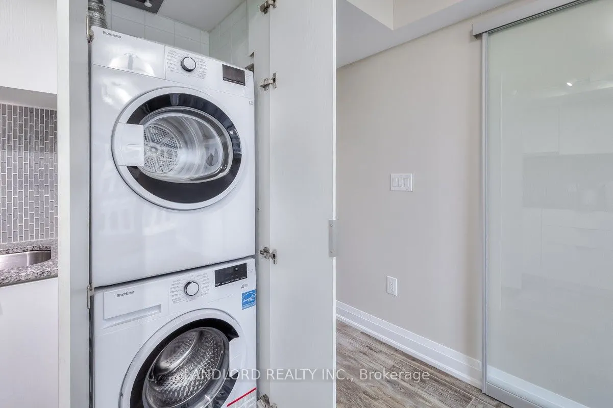 955 Bay Street, #1714