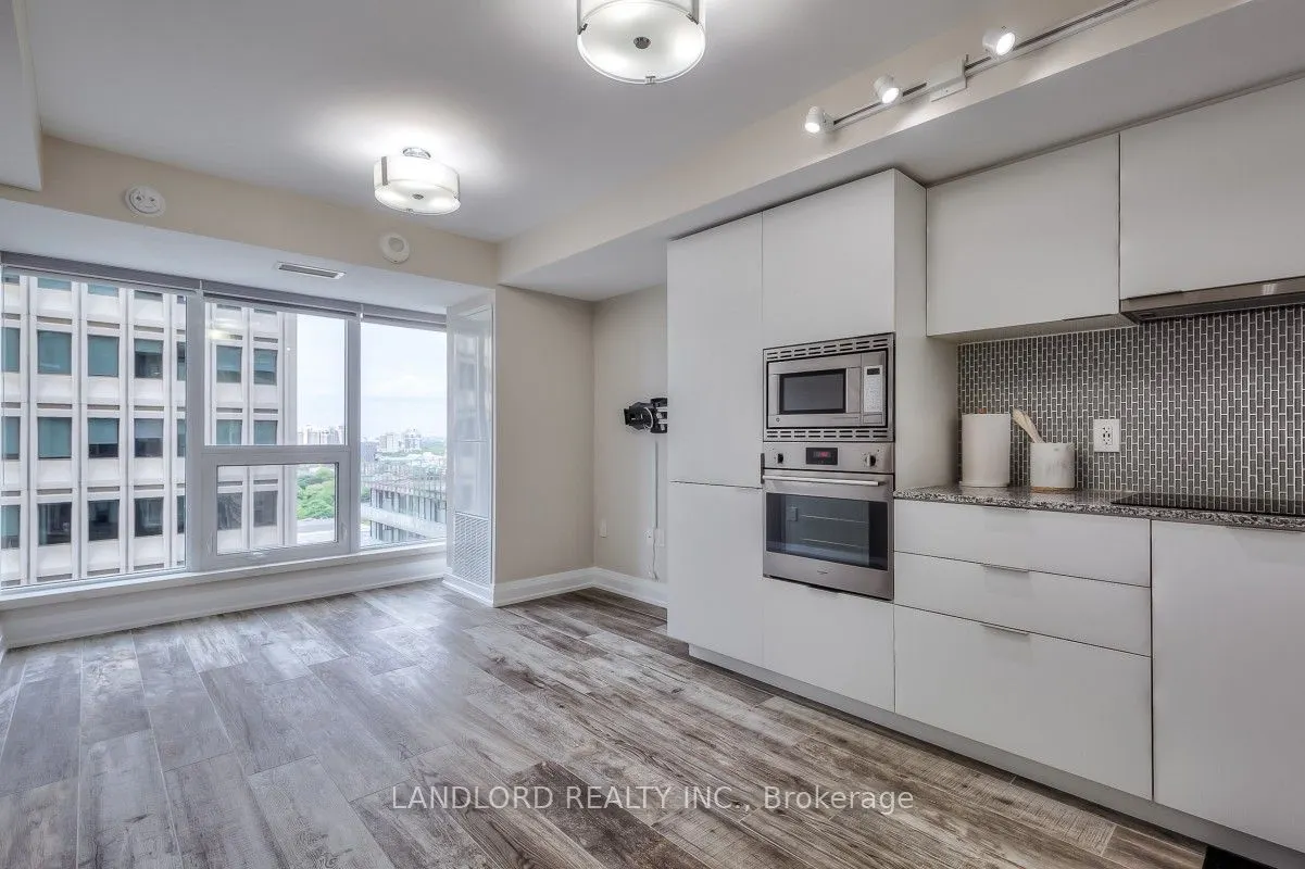 955 Bay Street, #1714
