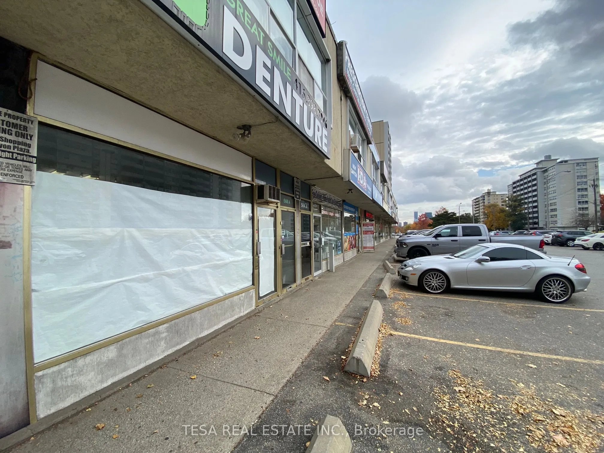 566 Sheppard Avenue W