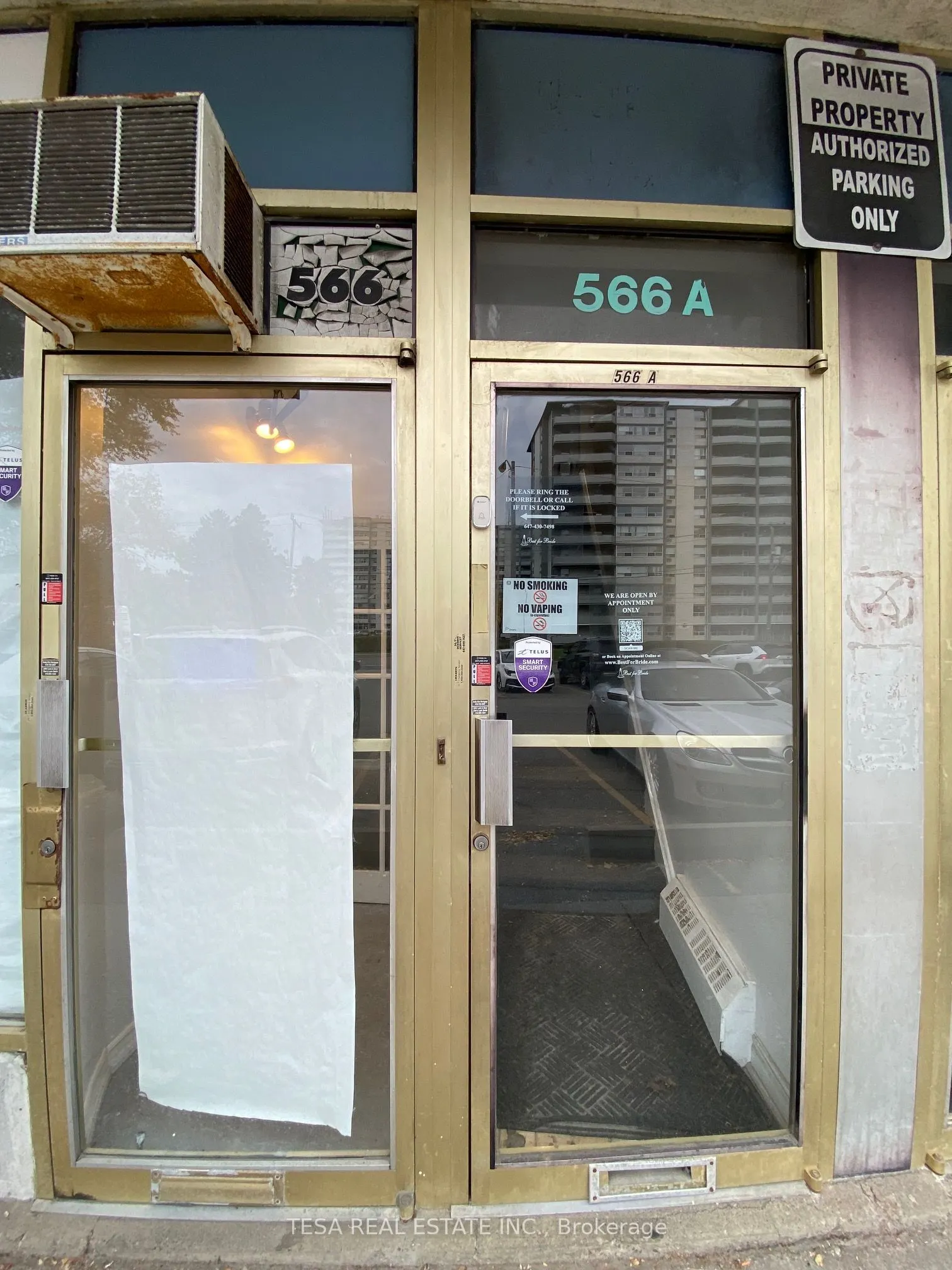 566 Sheppard Avenue W
