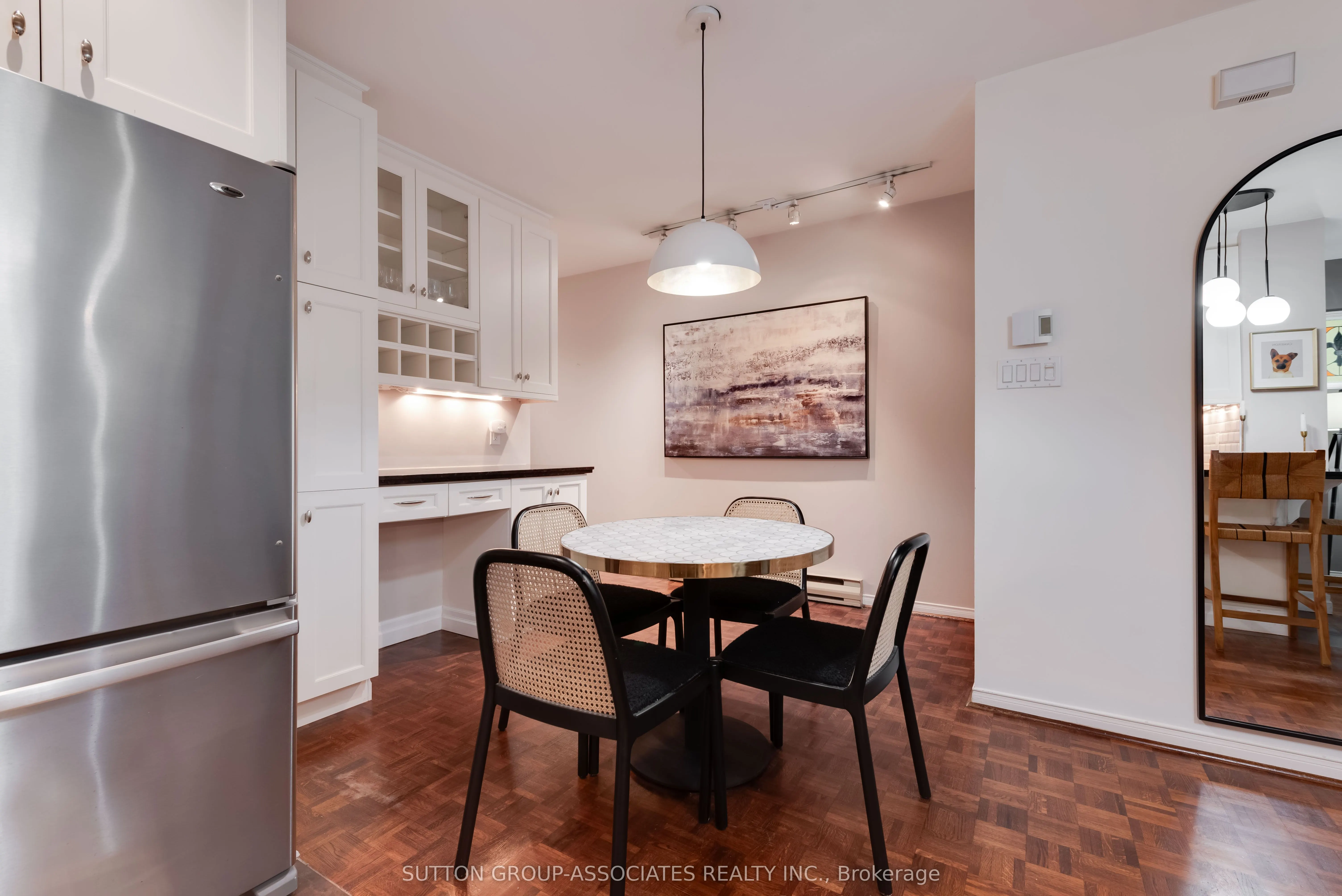 27A Claxton Boulevard, #27A