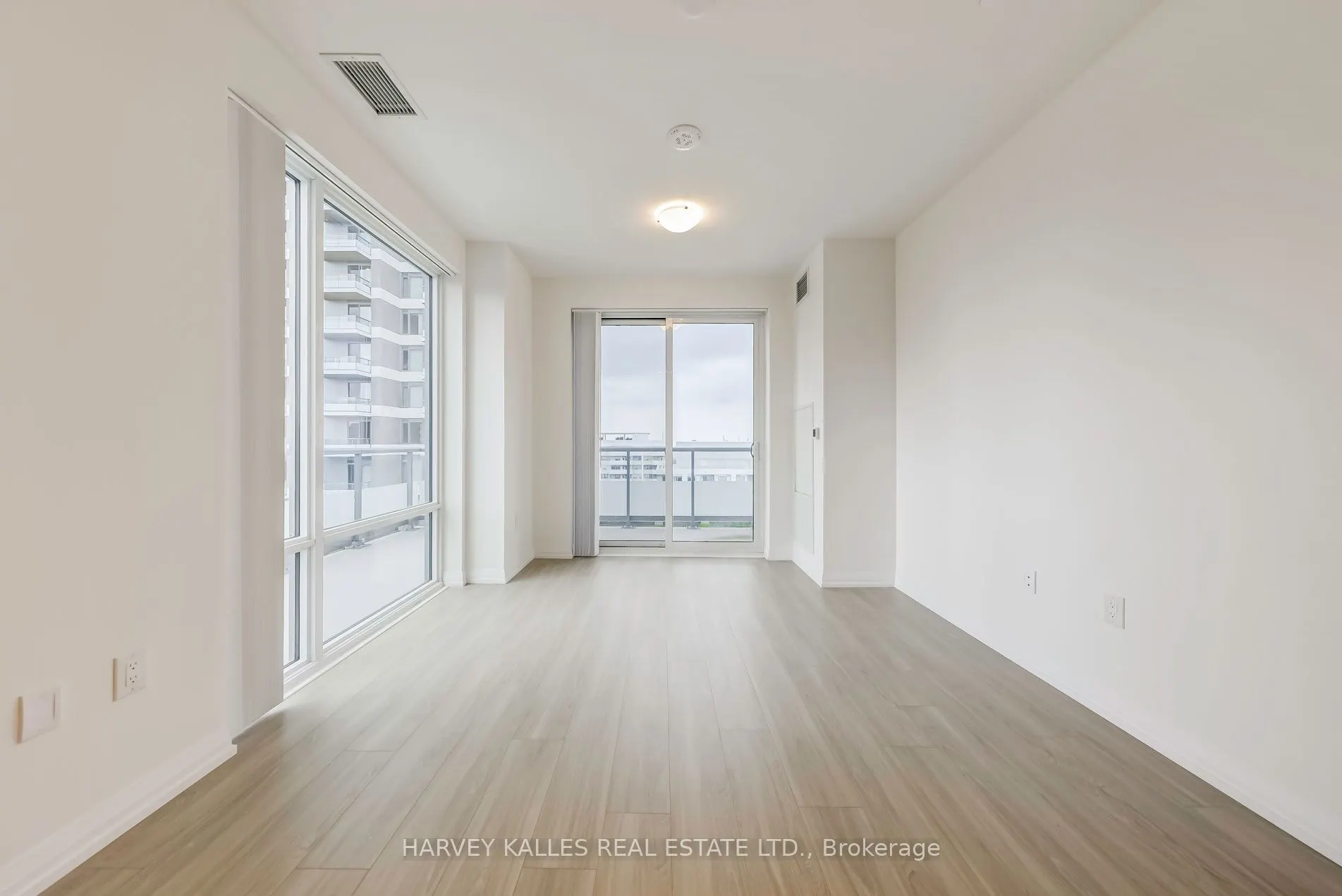 25 Holly Street, #PH03