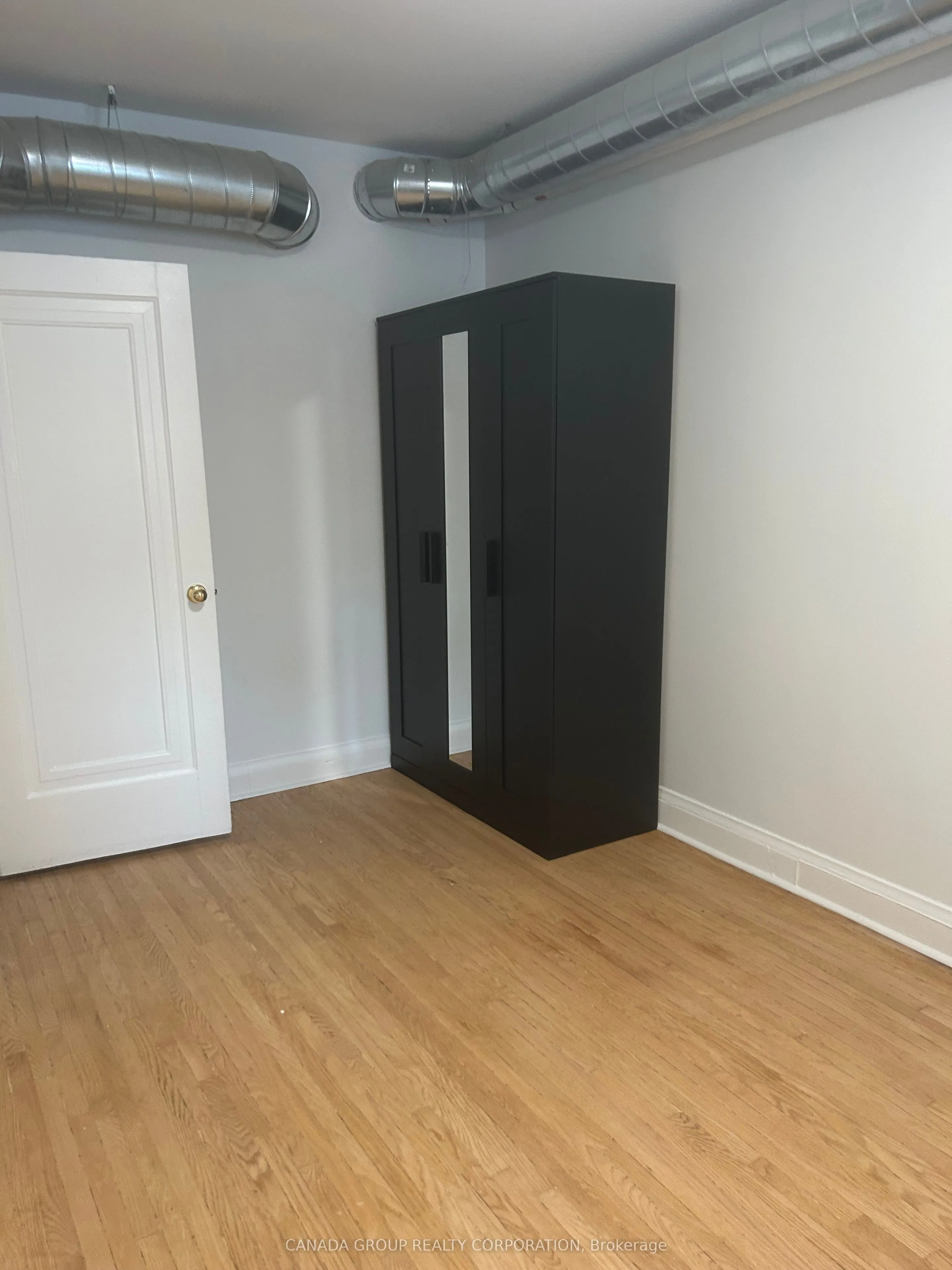 18 Delaware Avenue, ##5-Main Flr