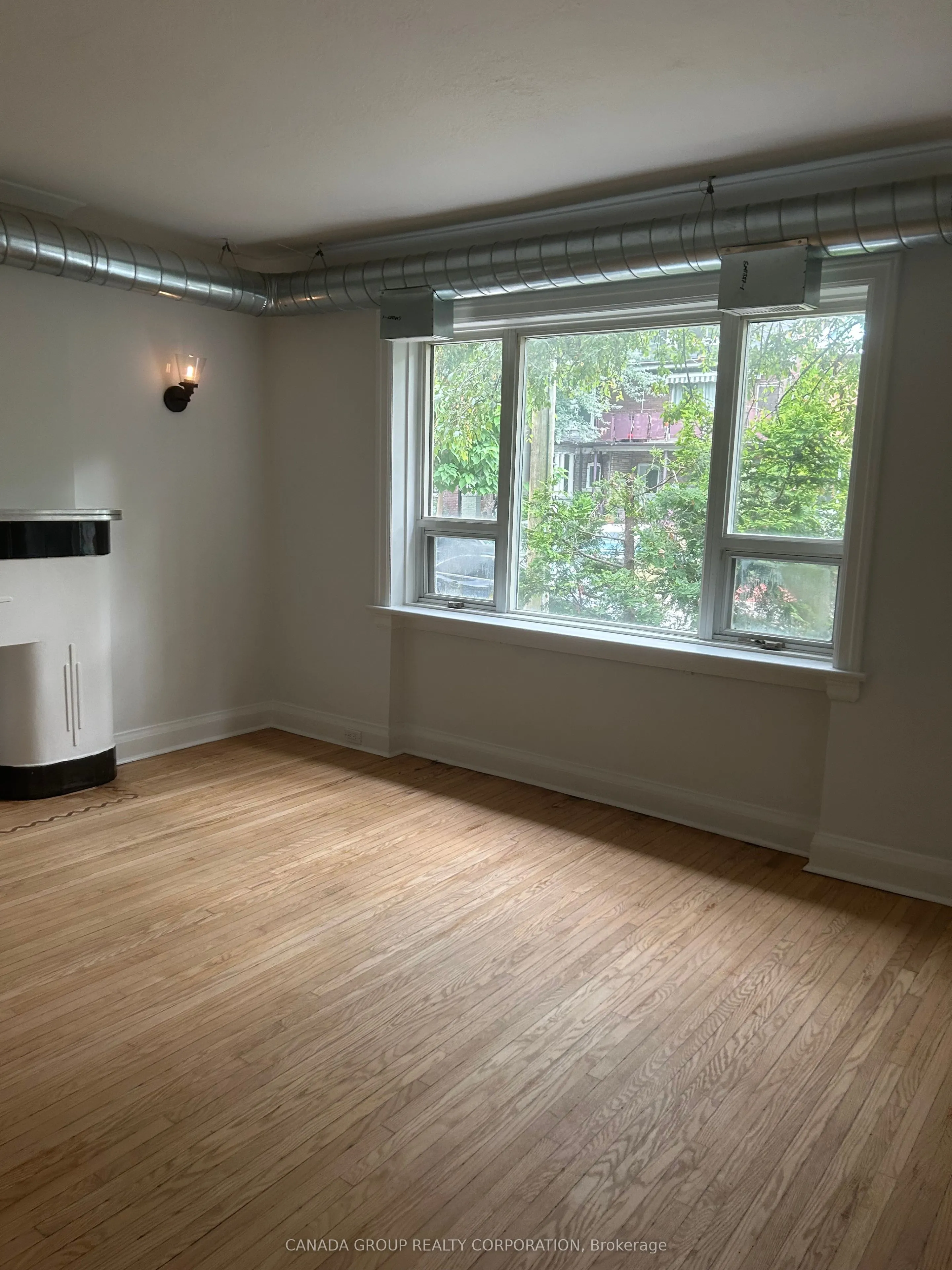 18 Delaware Avenue, ##5-Main Flr